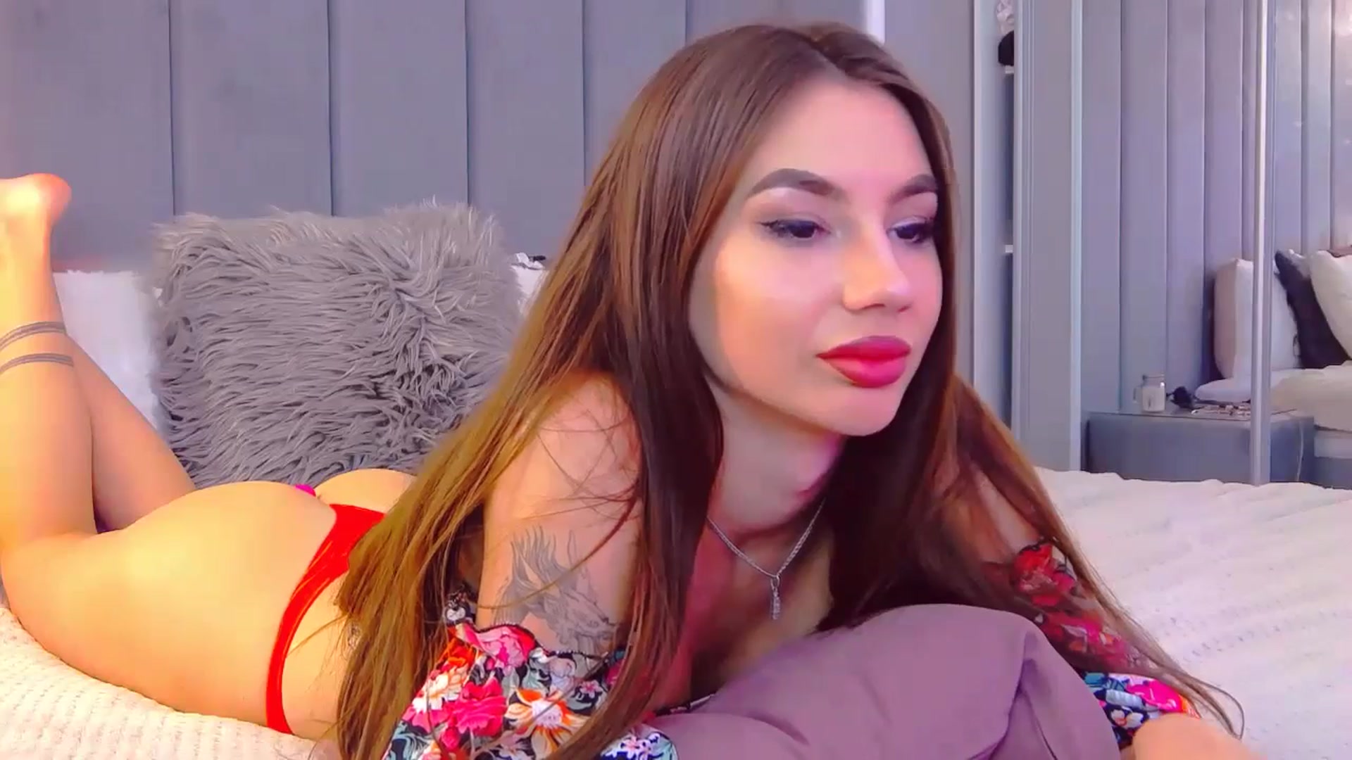 Gallery image thumbnail from SelenaLo's myfreecams stream on, 06/27/2024, 15:13 image 3 of 20