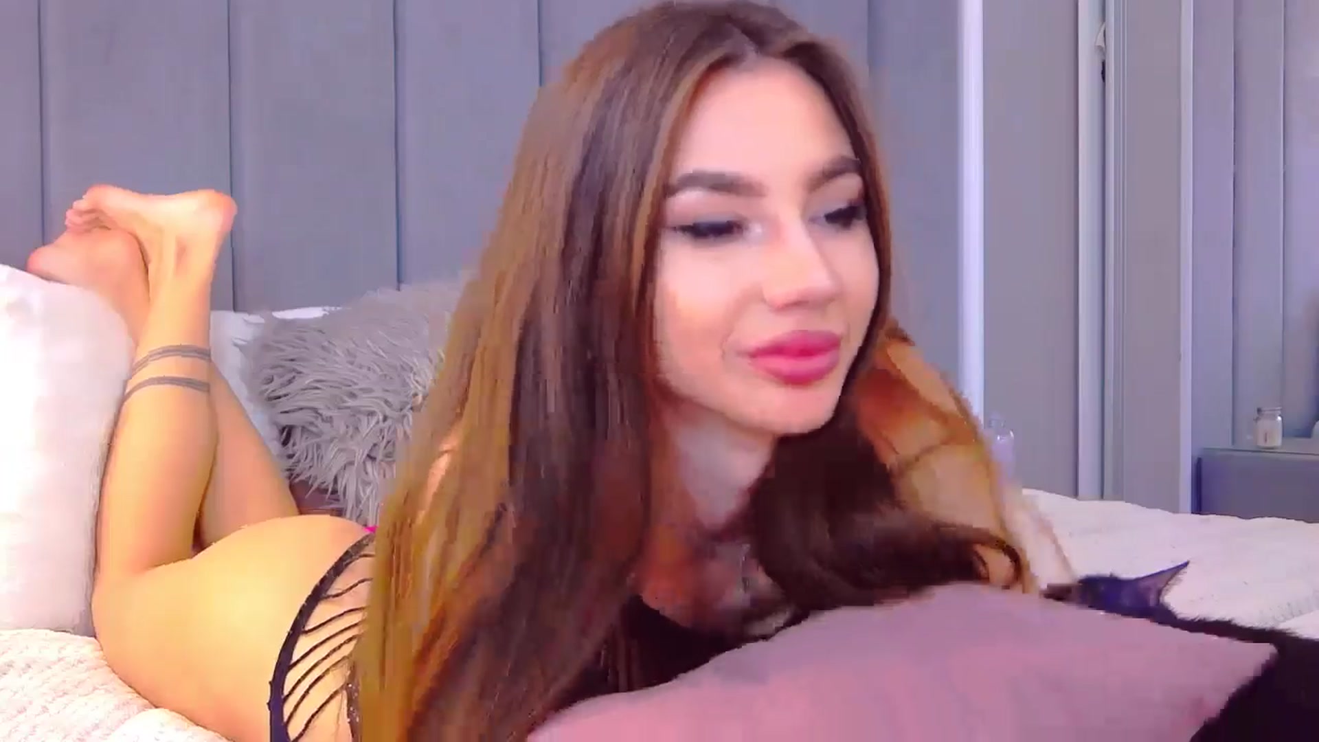 Gallery image thumbnail from SelenaLo's myfreecams stream on, 07/03/2024, 05:25 image 17 of 20