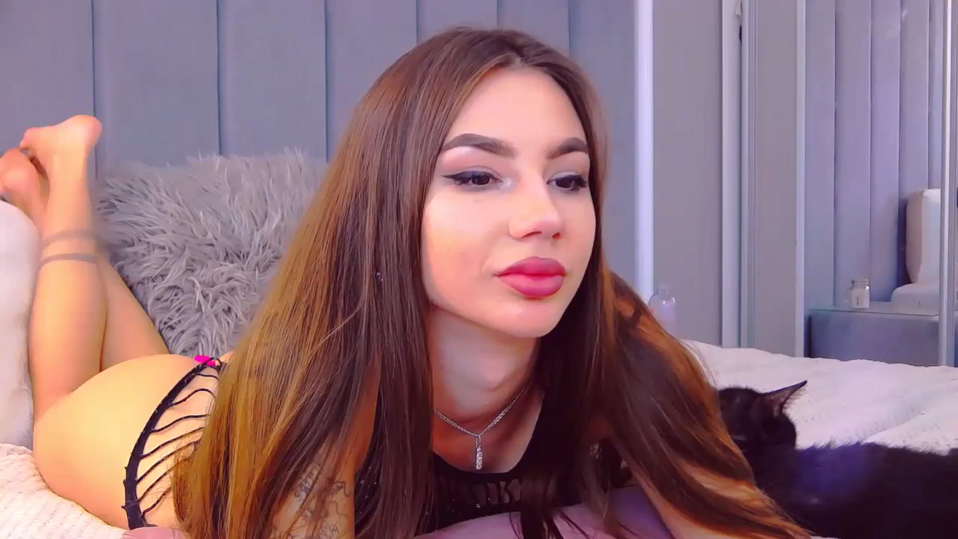 Gallery image thumbnail from SelenaLo's myfreecams stream on, 07/03/2024, 05:25 image 12 of 20
