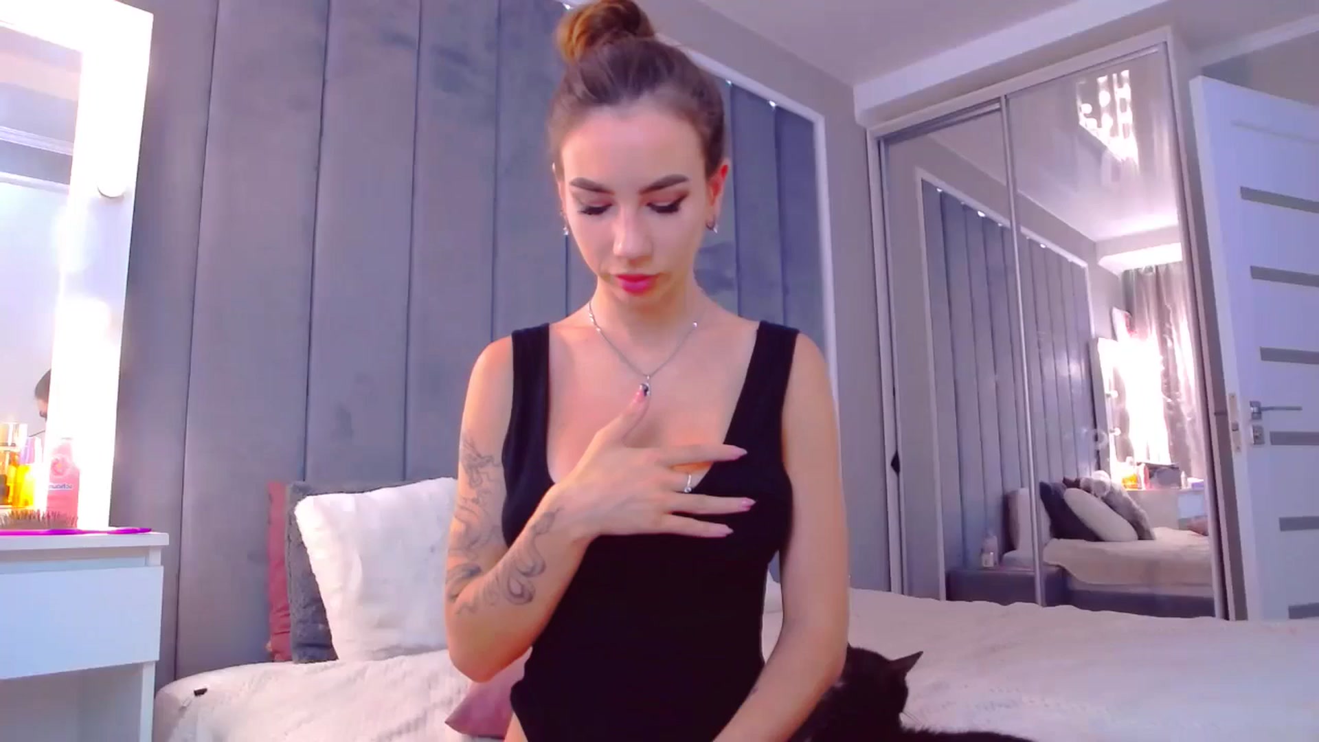 Gallery image thumbnail from SelenaLo's myfreecams stream on, 07/04/2024, 07:26 image 20 of 20