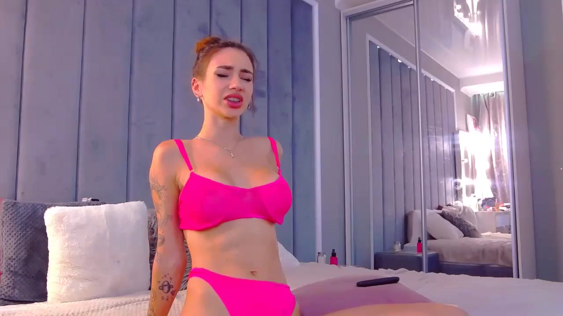 Gallery image thumbnail from SelenaLo's myfreecams stream on, 07/13/2024, 13:55 image 3 of 20