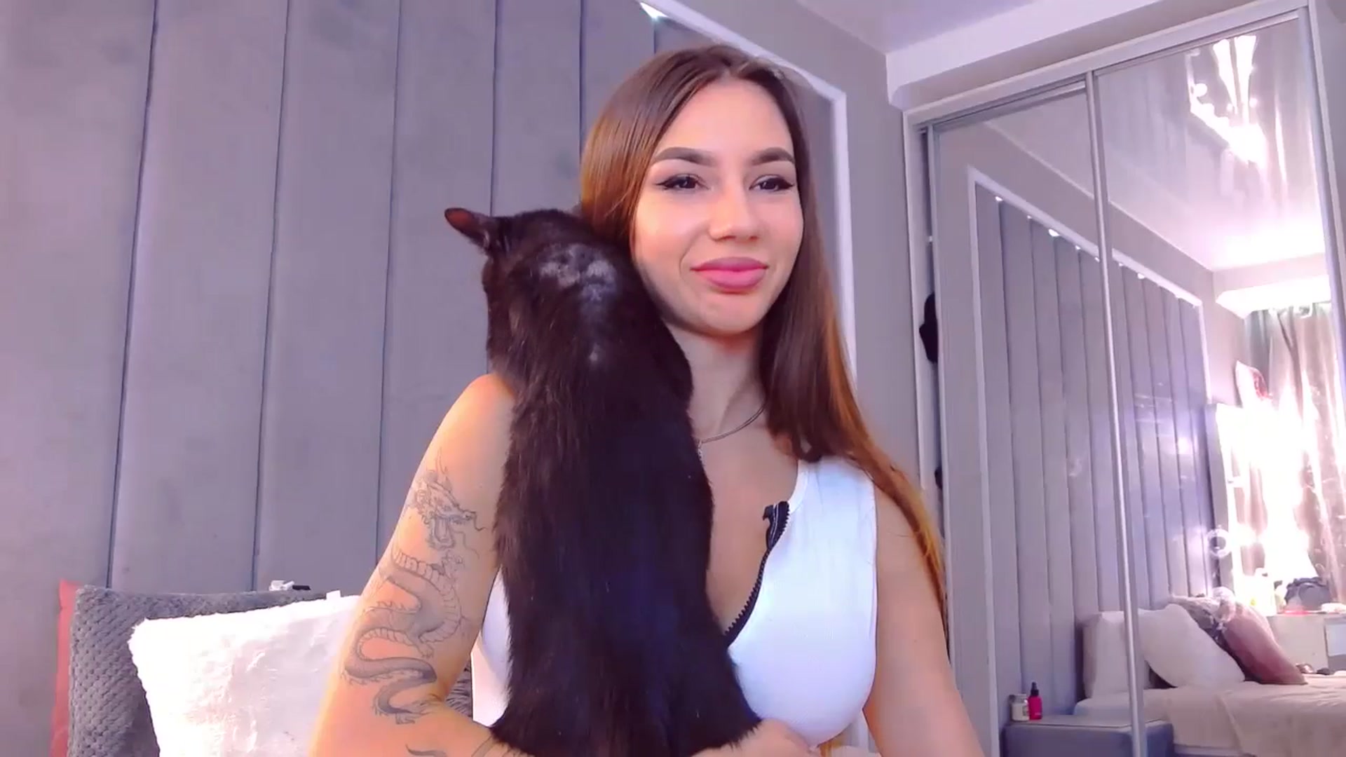 Gallery image thumbnail from SelenaLo's myfreecams stream on, 07/14/2024, 05:30 image 15 of 20