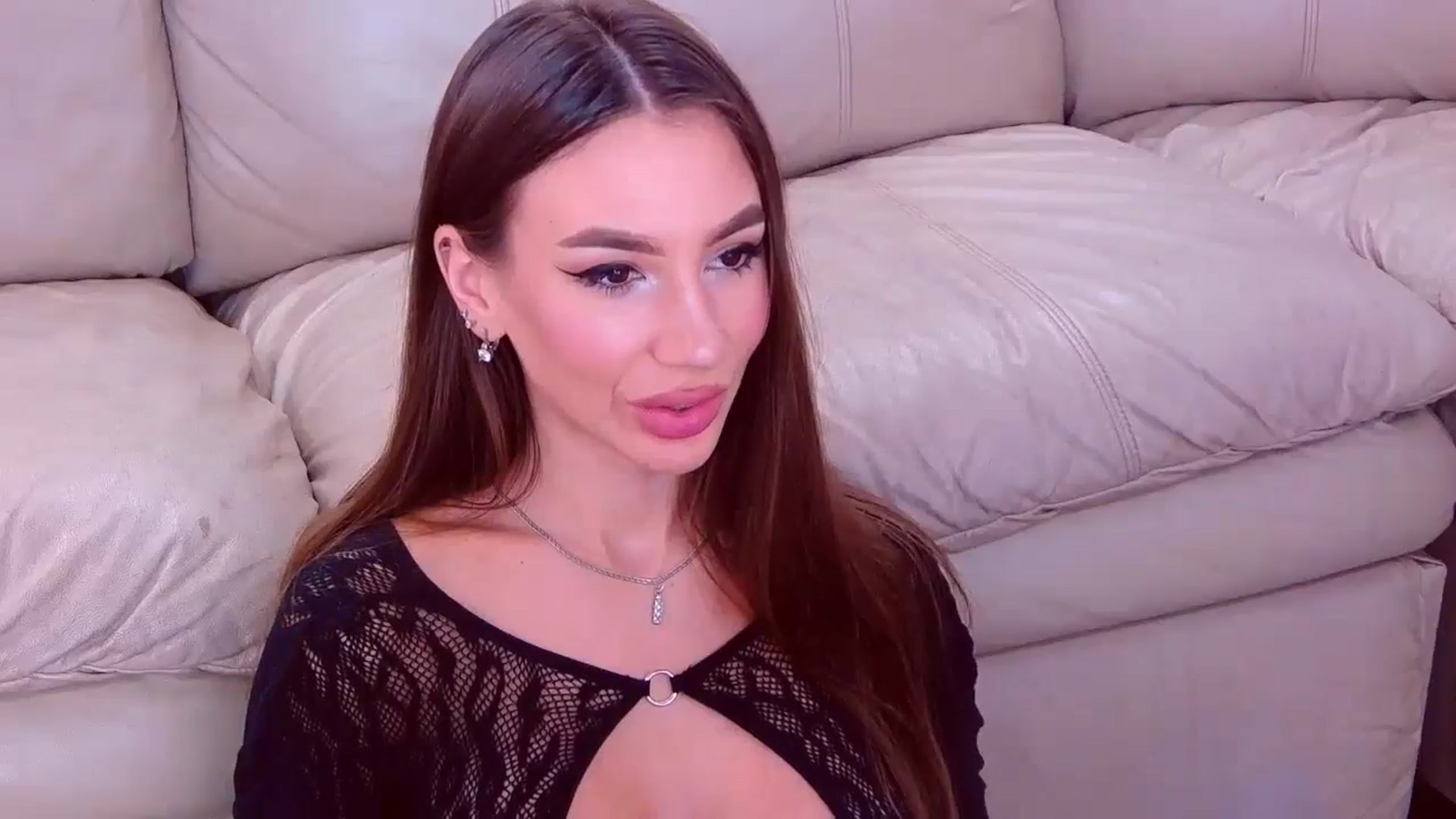 Gallery image thumbnail from SelenaLo's myfreecams stream on, 08/24/2024, 10:27 image 19 of 20