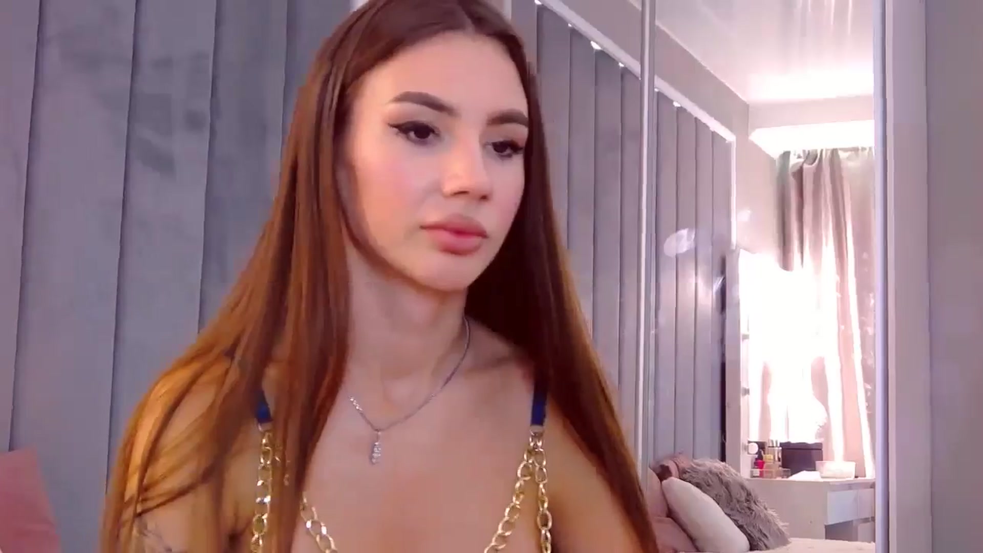 Gallery image thumbnail from SelenaLo's myfreecams stream on, 09/04/2024, 12:50 image 17 of 20