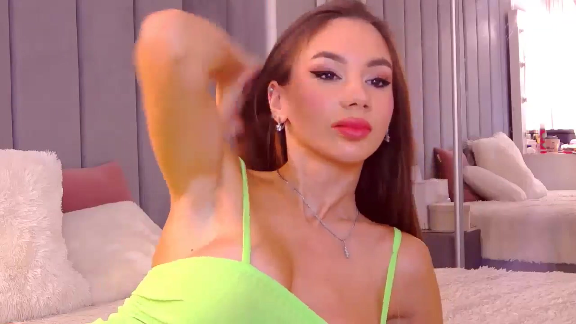 Gallery image thumbnail from SelenaLo's myfreecams stream on, 09/18/2024, 05:59 image 4 of 20