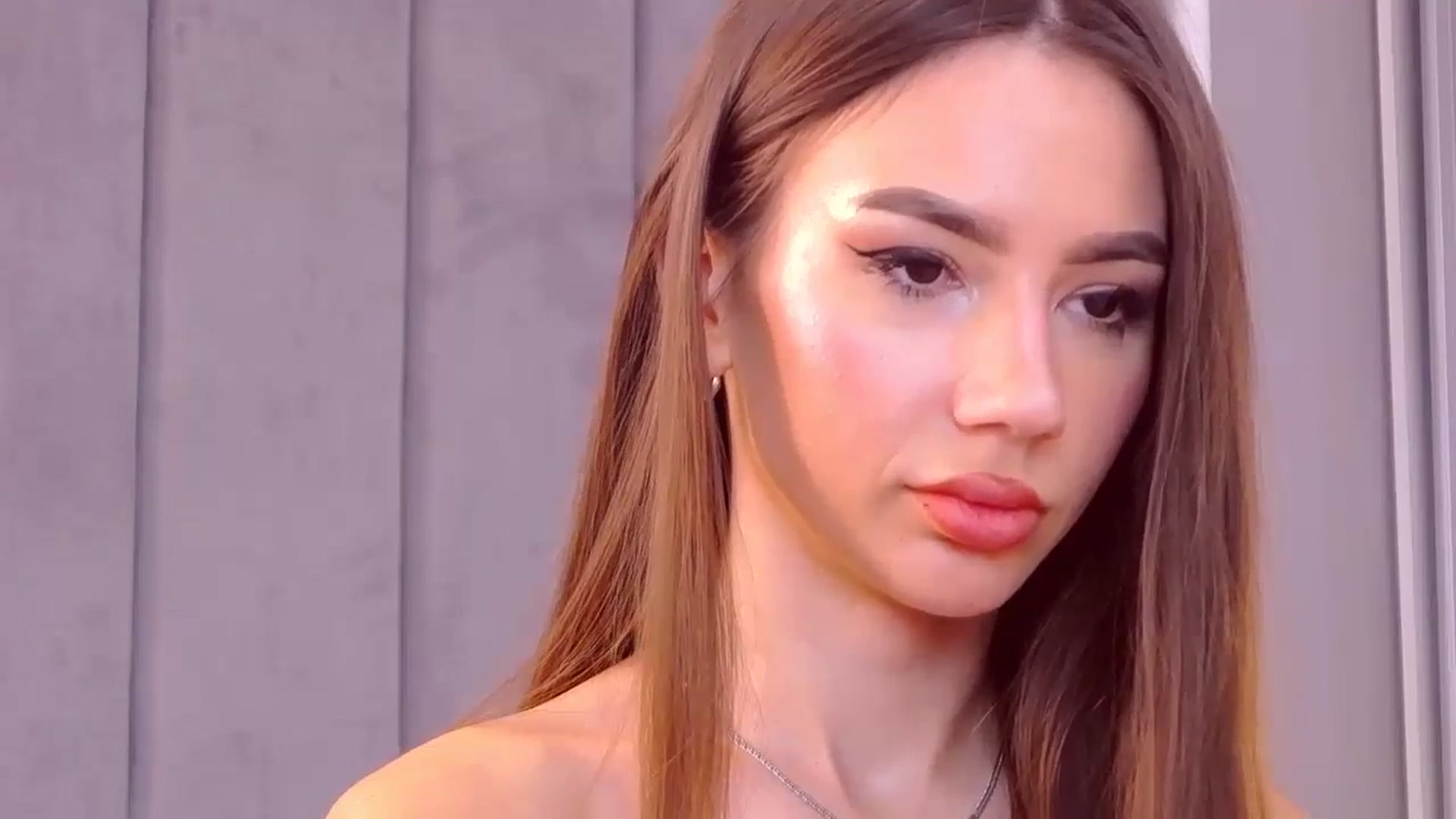 Gallery image thumbnail from SelenaLo's myfreecams stream on, 10/03/2024, 10:45 image 20 of 20