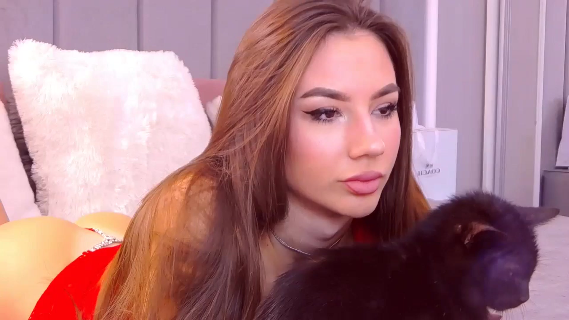 Gallery image thumbnail from SelenaLo's myfreecams stream on, 10/14/2024, 07:18 image 9 of 20