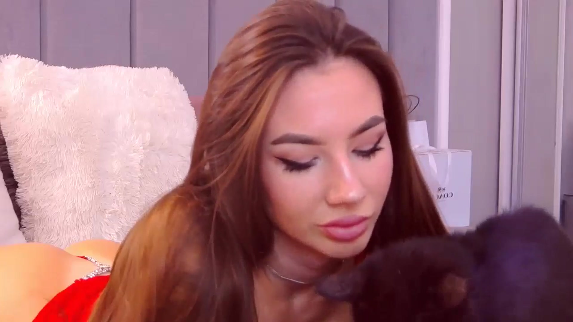 Gallery image thumbnail from SelenaLo's myfreecams stream on, 10/14/2024, 07:18 image 7 of 20