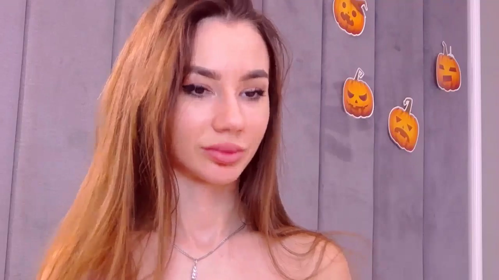 Gallery image thumbnail from SelenaLo's myfreecams stream on, 10/22/2024, 14:09 image 3 of 20