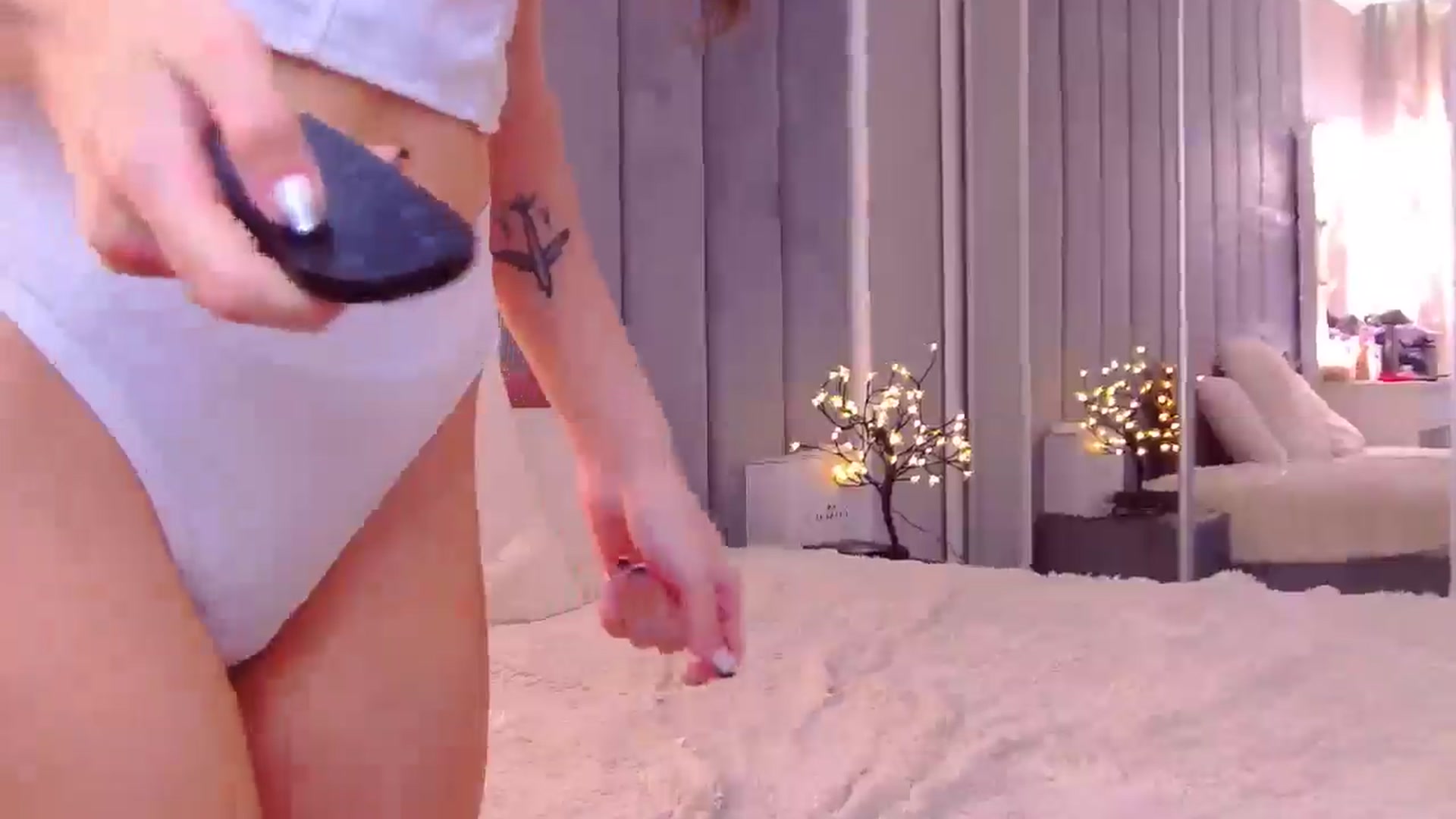 Gallery image thumbnail from SelenaLo's myfreecams stream on, 01/12/2025, 10:58 image 14 of 20