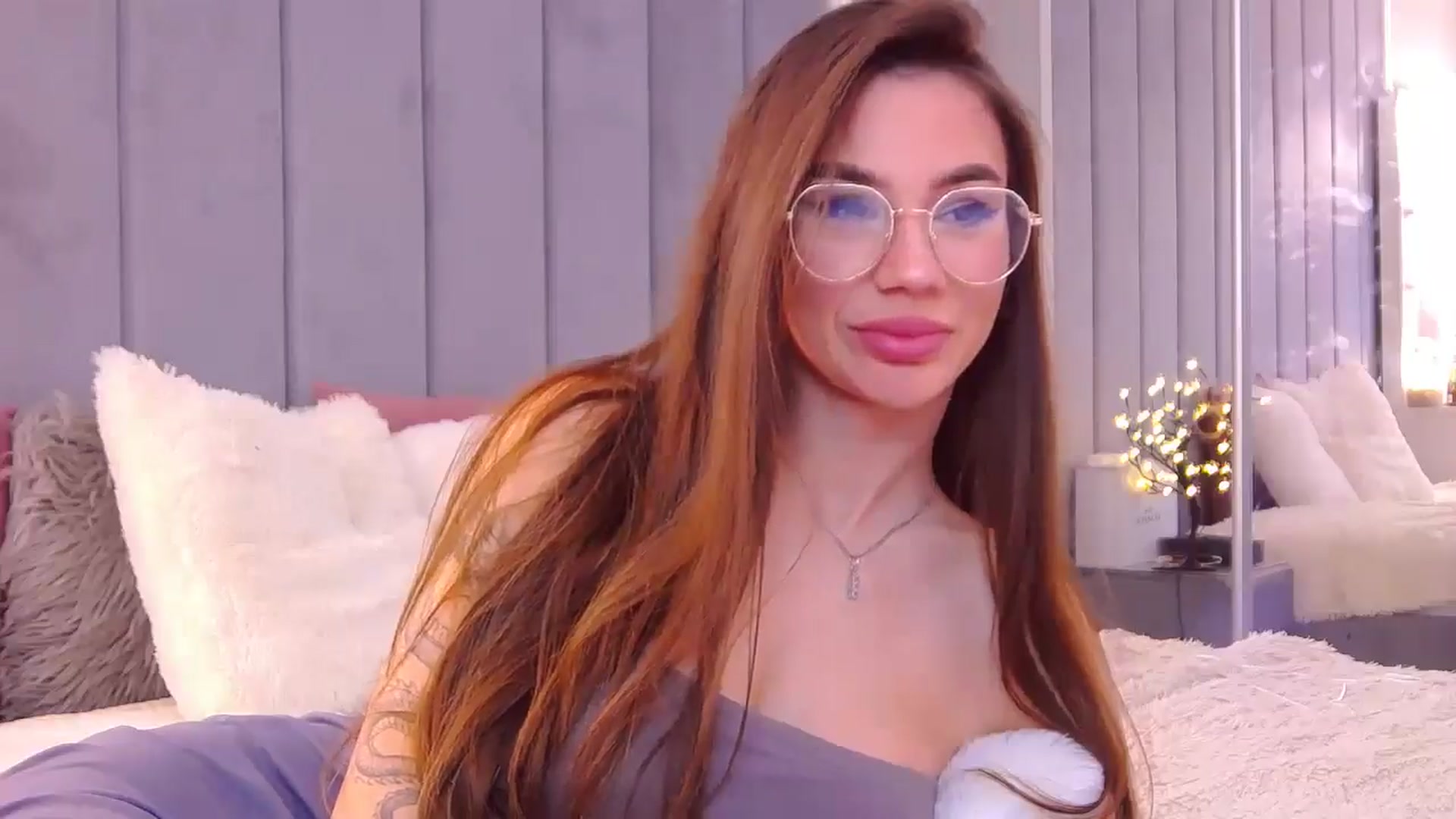Gallery image thumbnail from SelenaLo's myfreecams stream on, 01/13/2025, 09:20 image 17 of 20