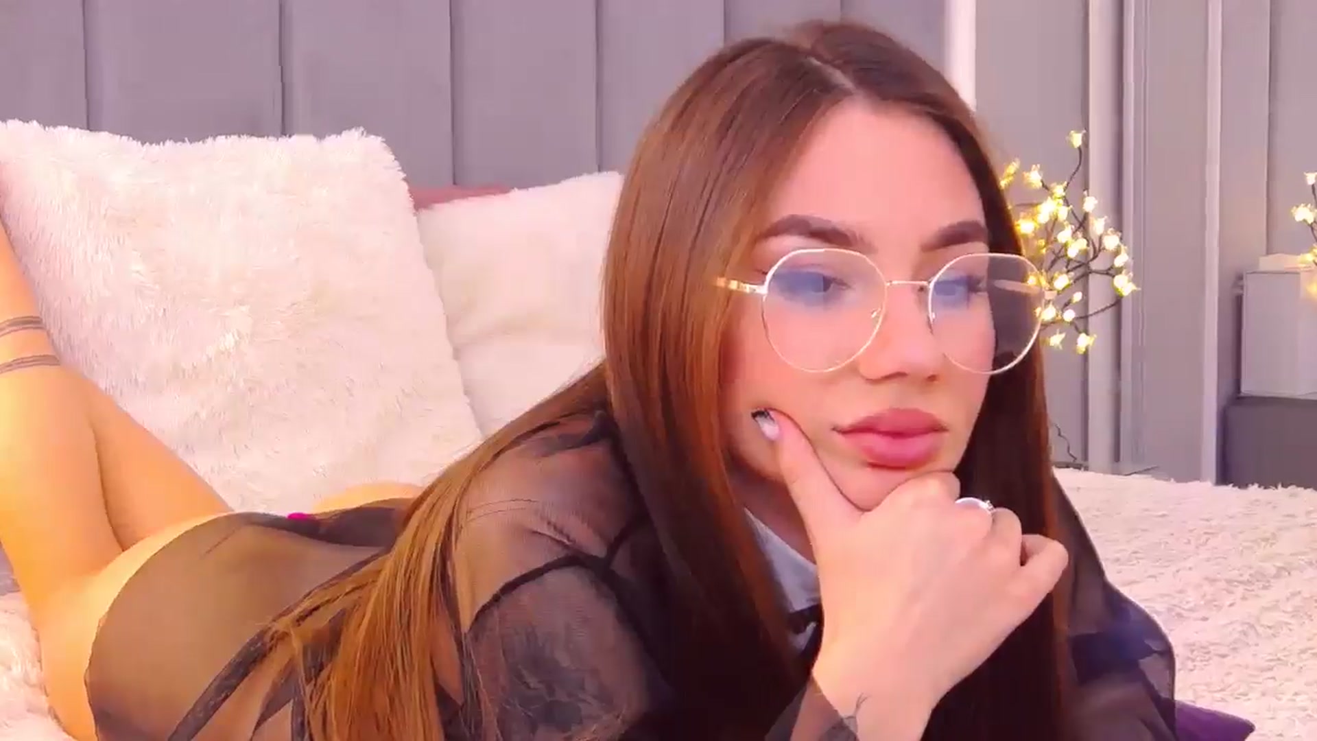 Gallery image thumbnail from SelenaLo's myfreecams stream on, 01/15/2025, 08:26 image 17 of 20