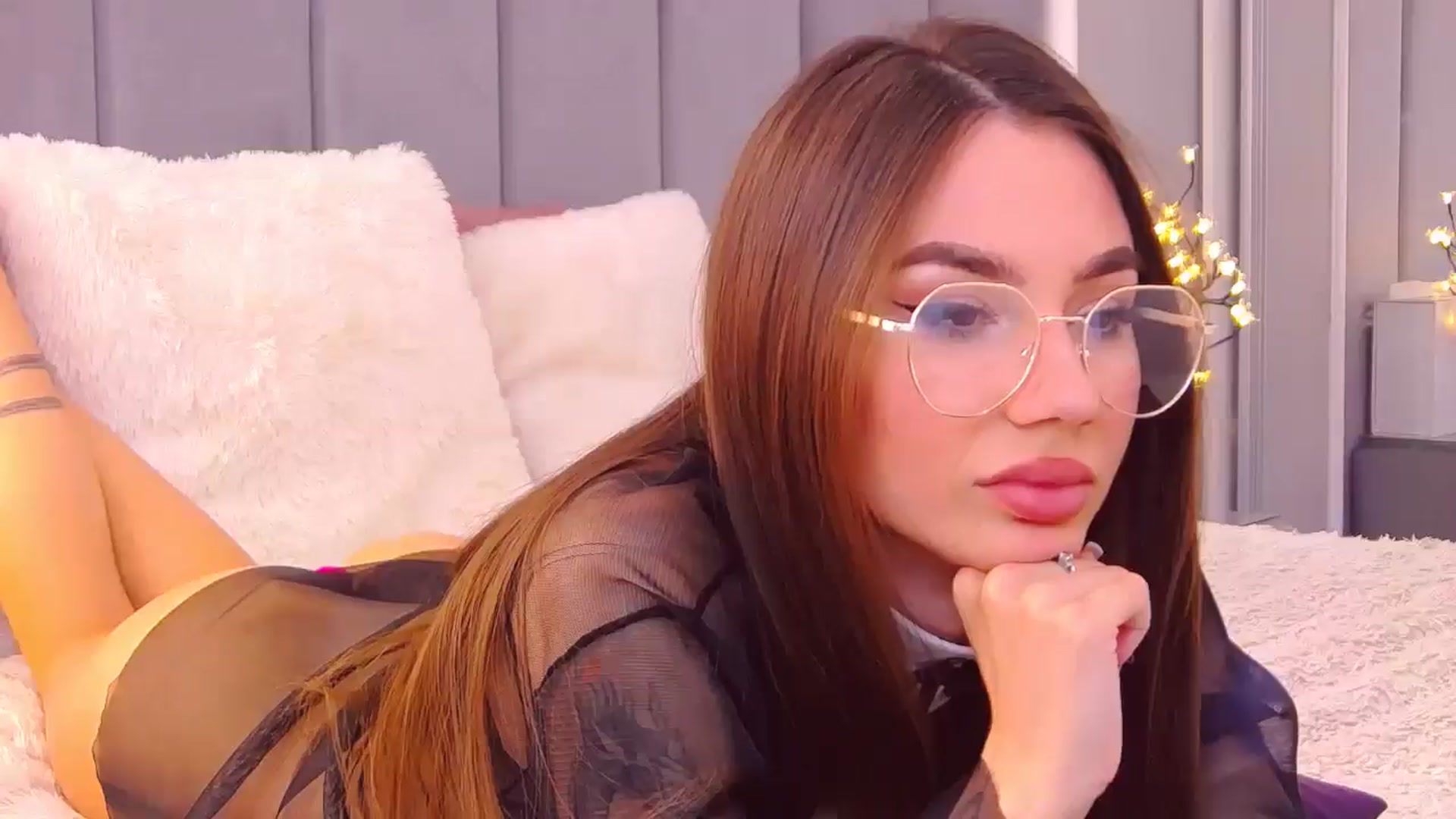 Gallery image thumbnail from SelenaLo's myfreecams stream on, 01/15/2025, 08:26 image 16 of 20