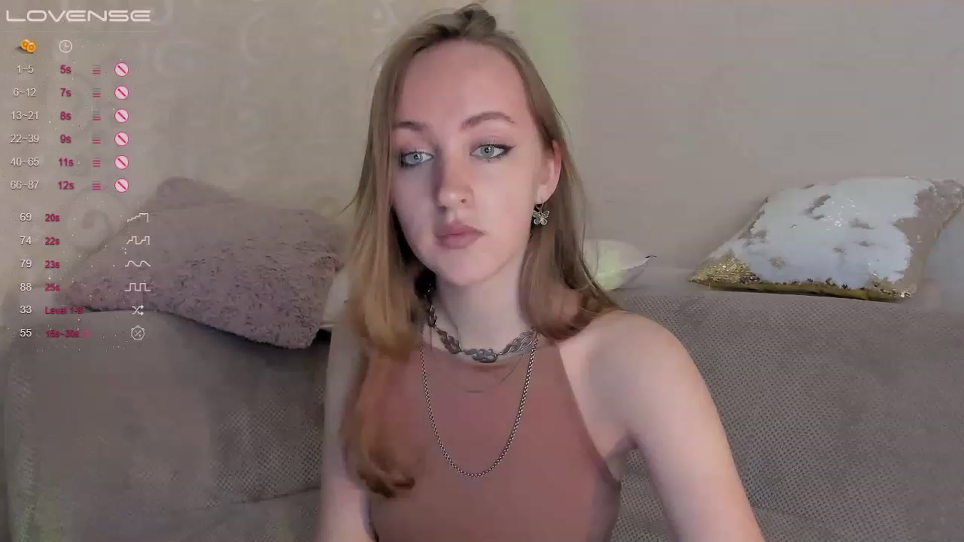 Gallery image thumbnail from SelenaMir's myfreecams stream on, 04/27/2023, 09:40 image 16 of 20