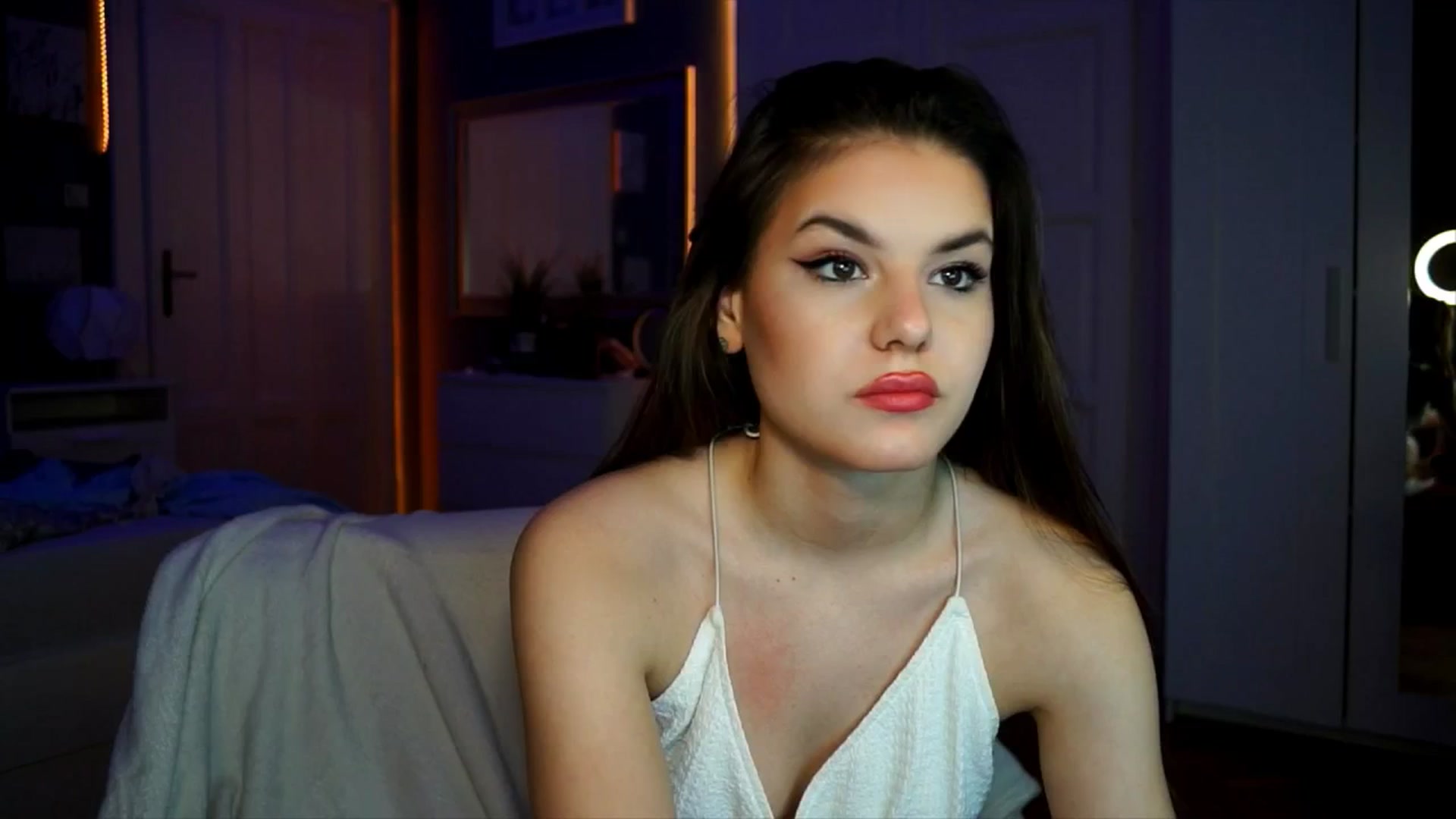 Gallery image thumbnail from Selena_'s myfreecams stream on, 03/13/2026, 23:56 image 14 of 20