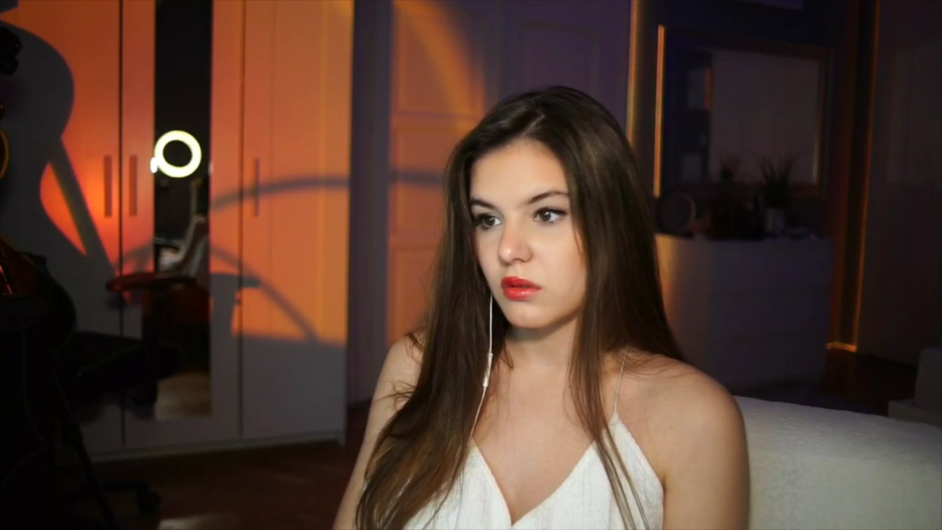Gallery image thumbnail from Selena_'s myfreecams stream on, 03/19/2026, 18:20 image 16 of 20