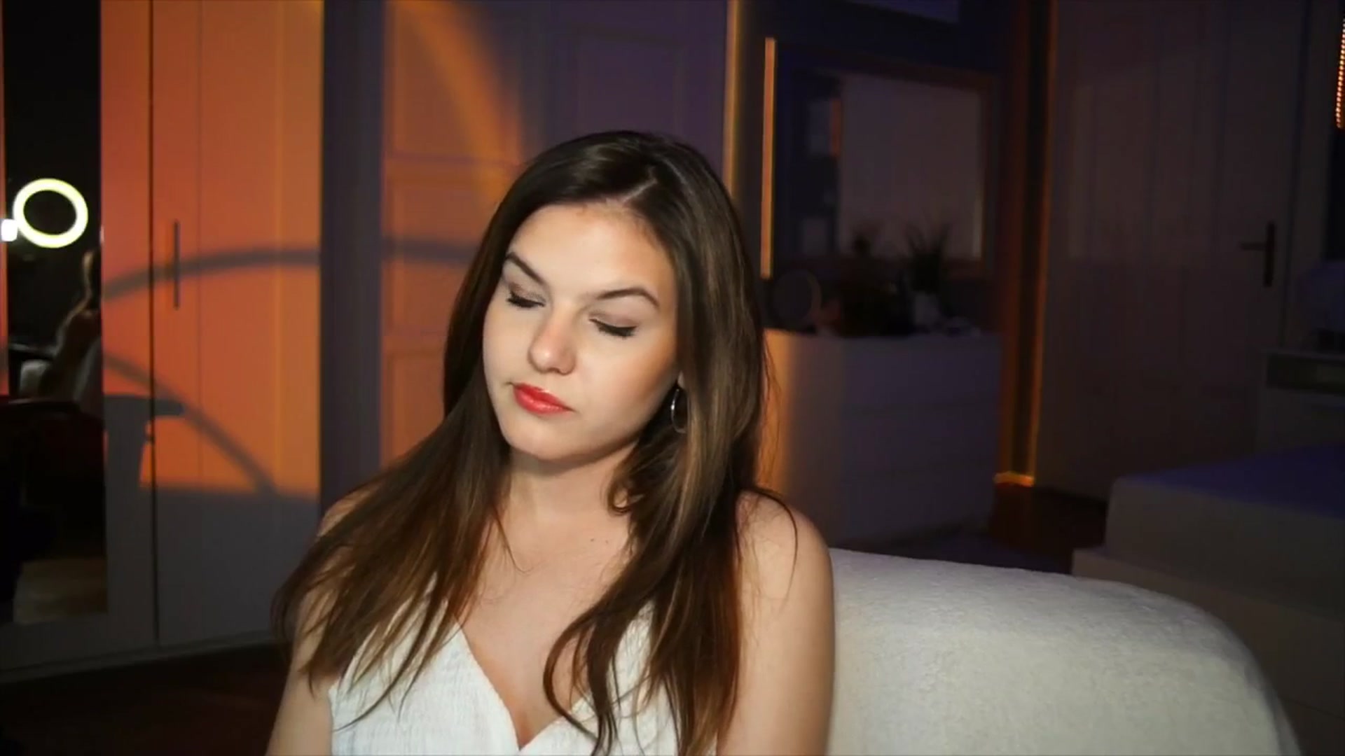Gallery image thumbnail from Selena_'s myfreecams stream on, 03/19/2026, 18:20 image 18 of 20