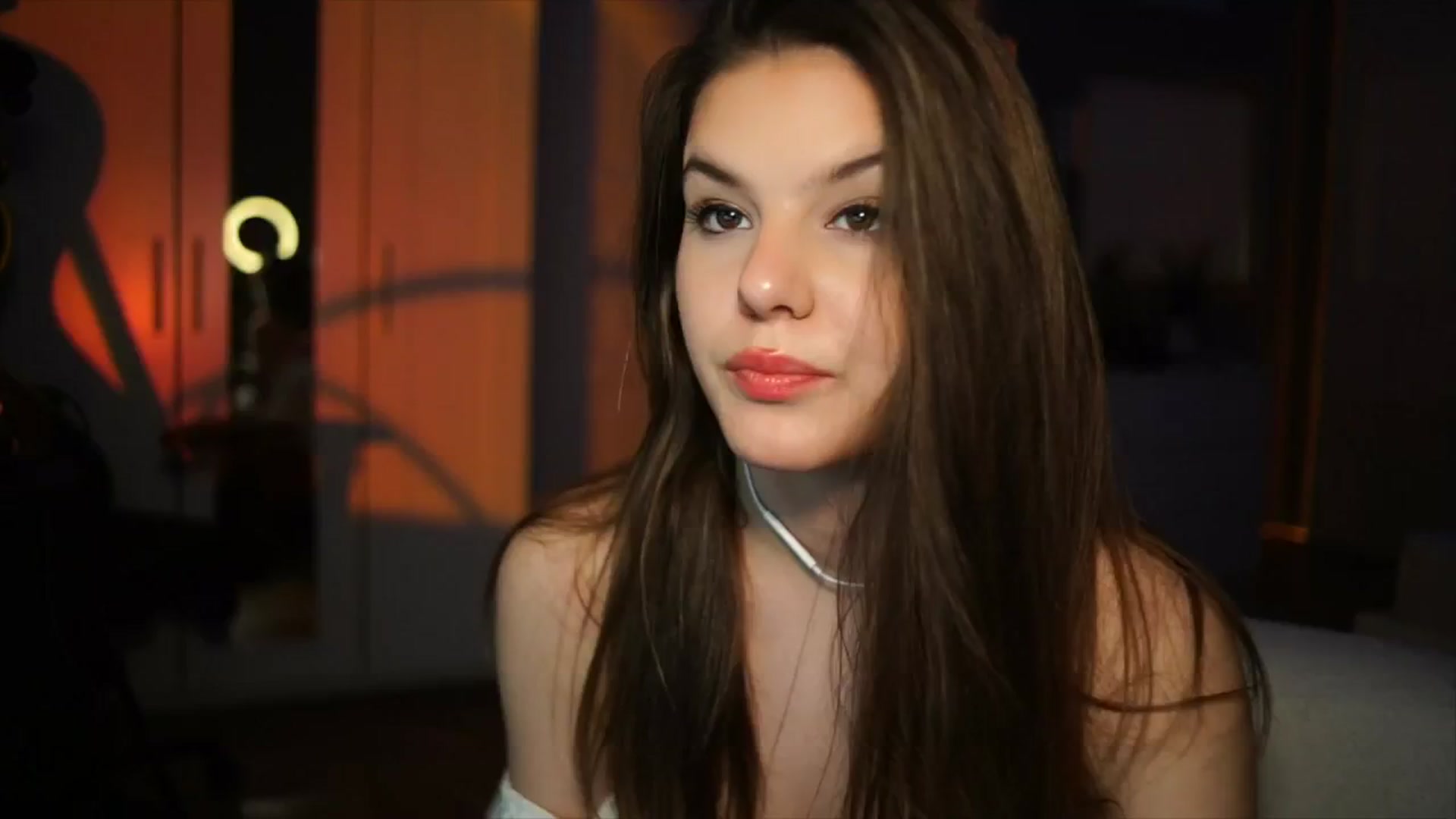 Gallery image thumbnail from Selena_'s myfreecams stream on, 03/19/2026, 20:03 image 11 of 20