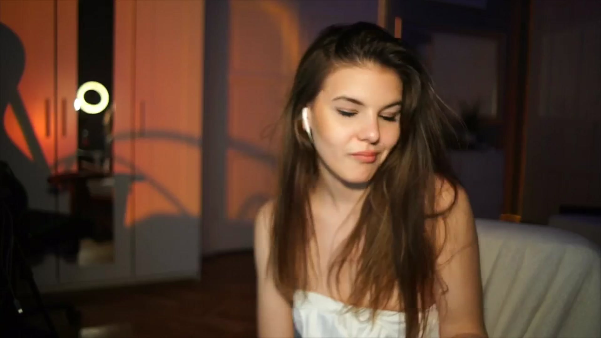Gallery image thumbnail from Selena_'s myfreecams stream on, 03/19/2026, 22:58 image 10 of 20