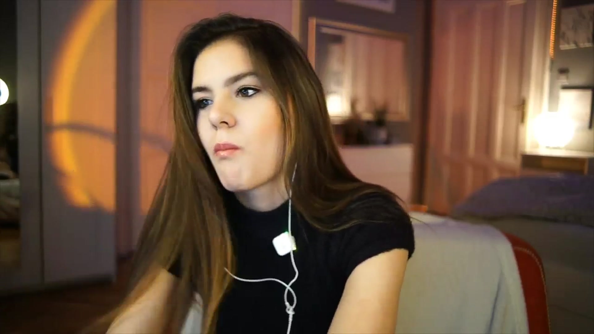 Gallery image thumbnail from Selena_'s myfreecams stream on, 03/21/2026, 21:55 image 17 of 20