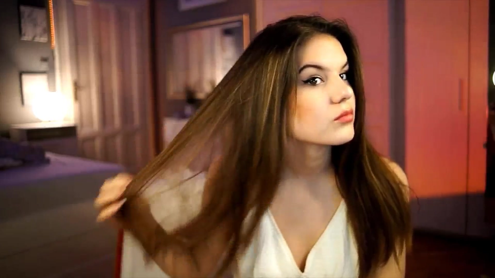 Gallery image thumbnail from Selena_'s myfreecams stream on, 04/04/2026, 20:55 image 17 of 20