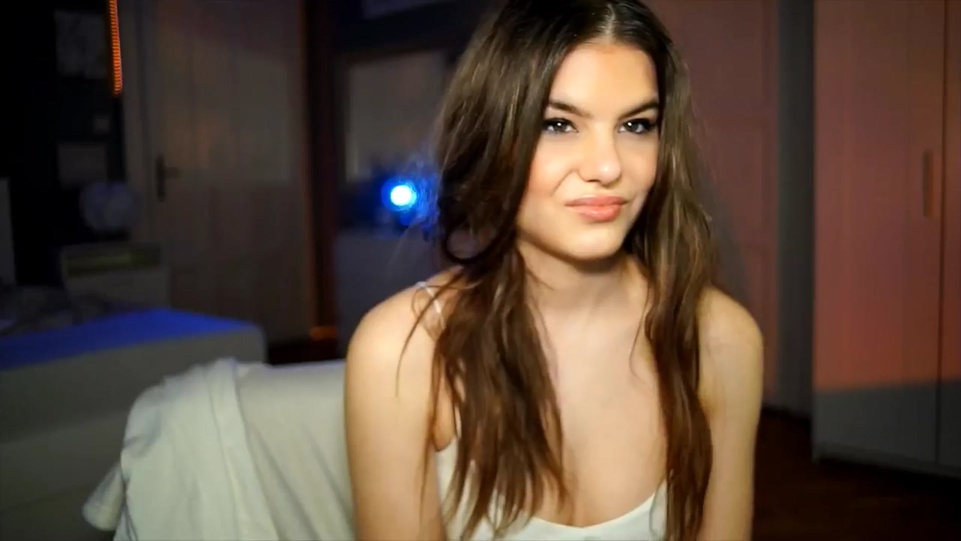 Gallery image thumbnail from Selena_'s myfreecams stream on, 04/05/2026, 18:57 image 20 of 20