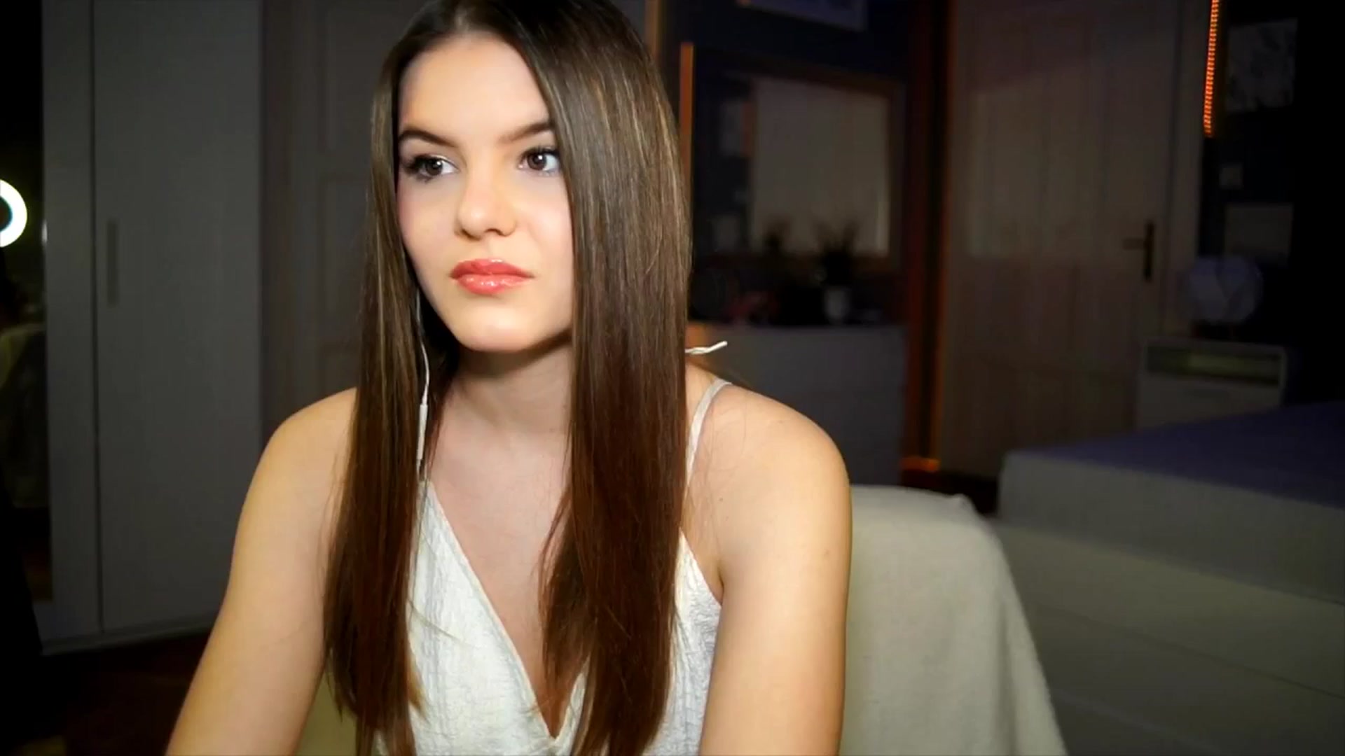 Gallery image thumbnail from Selena_'s myfreecams stream on, 04/08/2026, 16:57 image 7 of 20