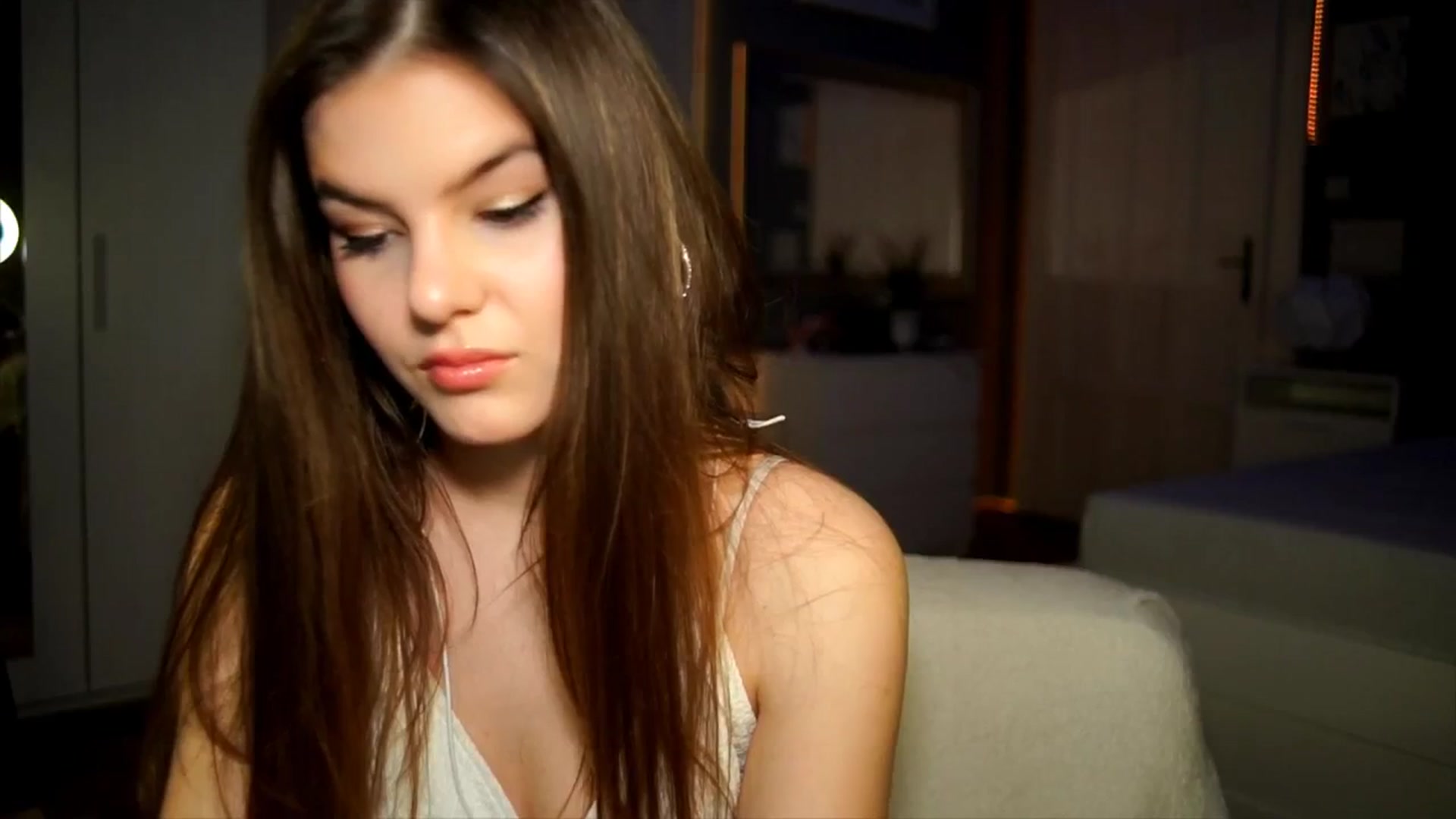 Gallery image thumbnail from Selena_'s myfreecams stream on, 04/08/2026, 17:34 image 19 of 20