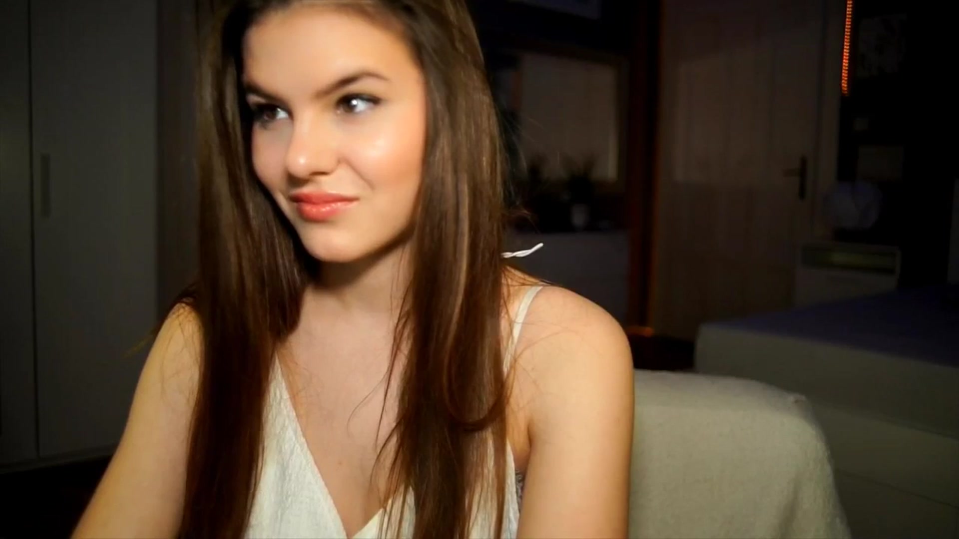 Gallery image thumbnail from Selena_'s myfreecams stream on, 04/08/2026, 17:34 image 9 of 20