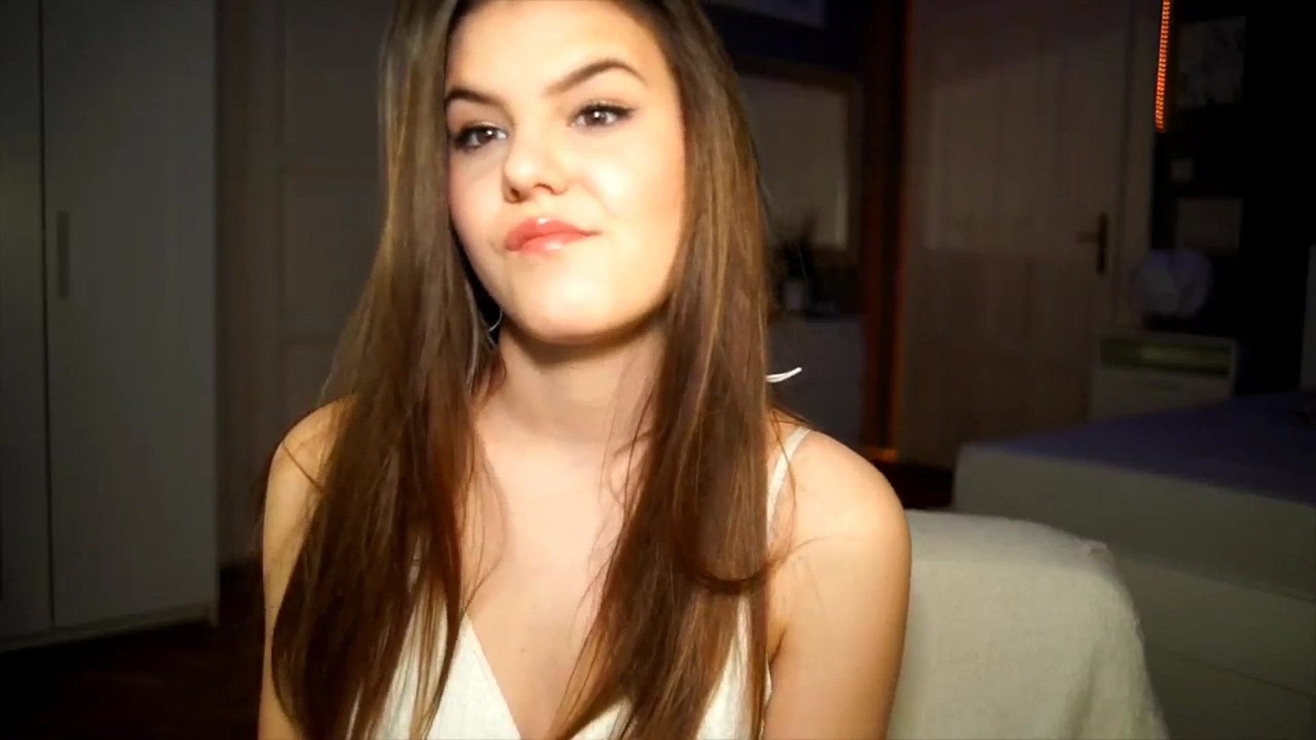 Gallery image thumbnail from Selena_'s myfreecams stream on, 04/08/2026, 17:34 image 10 of 20