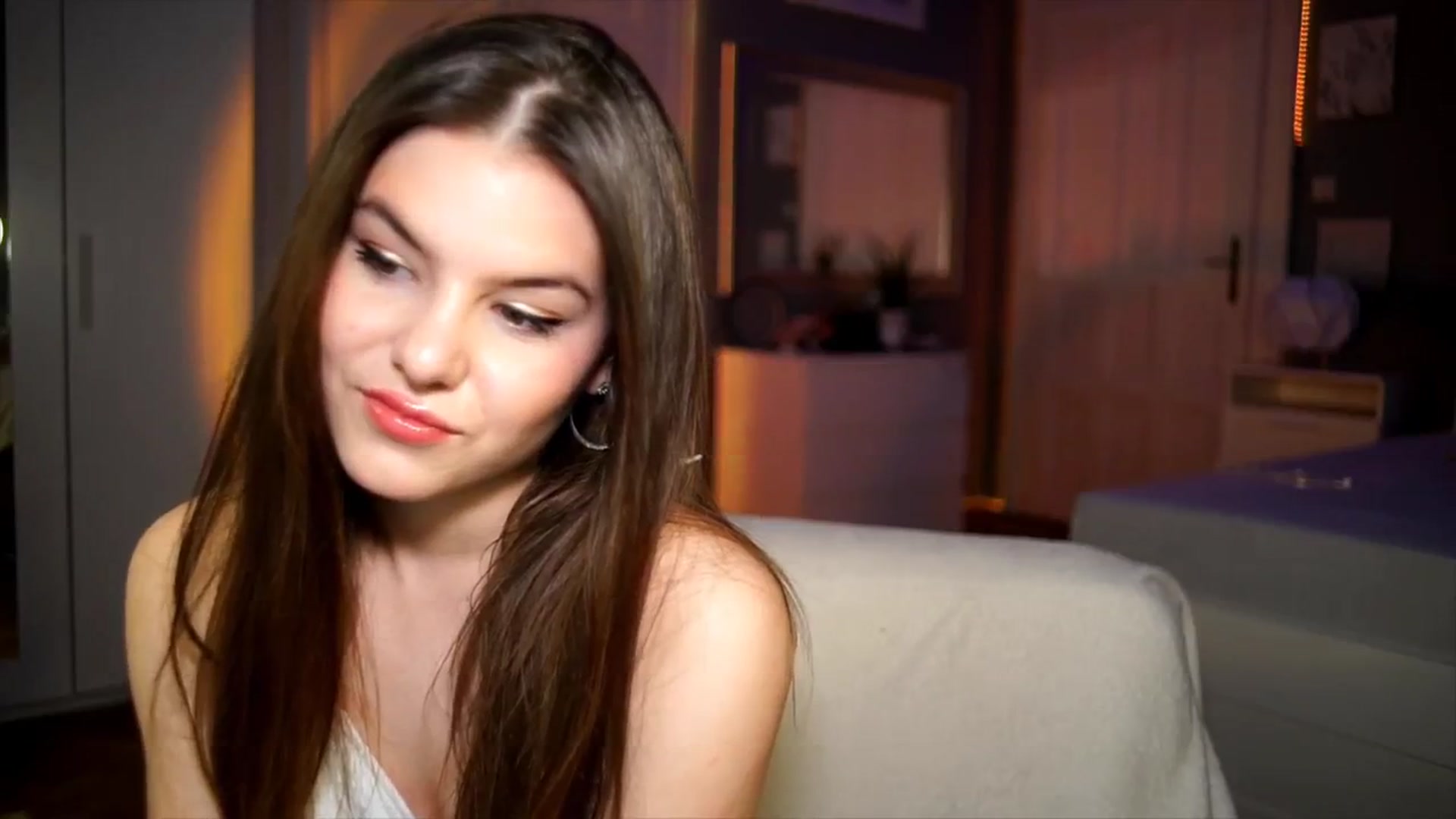 Gallery image thumbnail from Selena_'s myfreecams stream on, 04/08/2026, 19:40 image 9 of 20