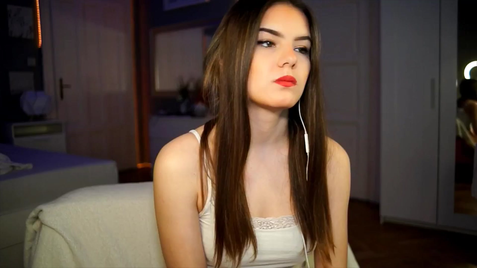 Gallery image thumbnail from Selena_'s myfreecams stream on, 04/09/2026, 17:51 image 3 of 20