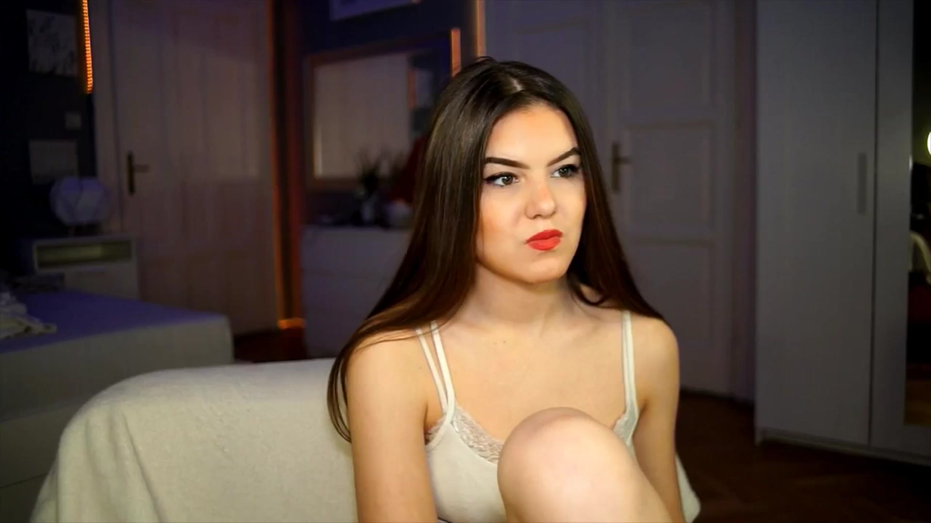 Gallery image thumbnail from Selena_'s myfreecams stream on, 04/09/2026, 17:51 image 16 of 20