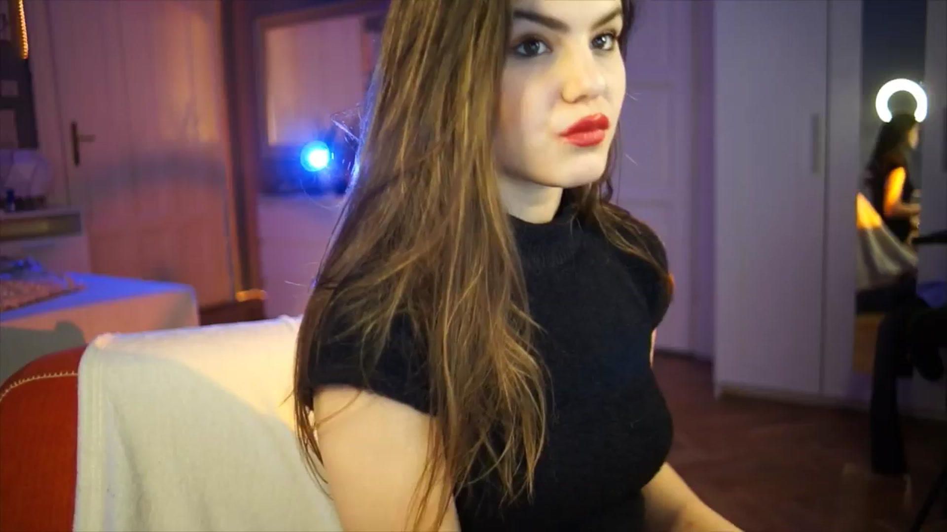 Gallery image thumbnail from Selena_'s myfreecams stream on, 04/13/2026, 22:37 image 18 of 20