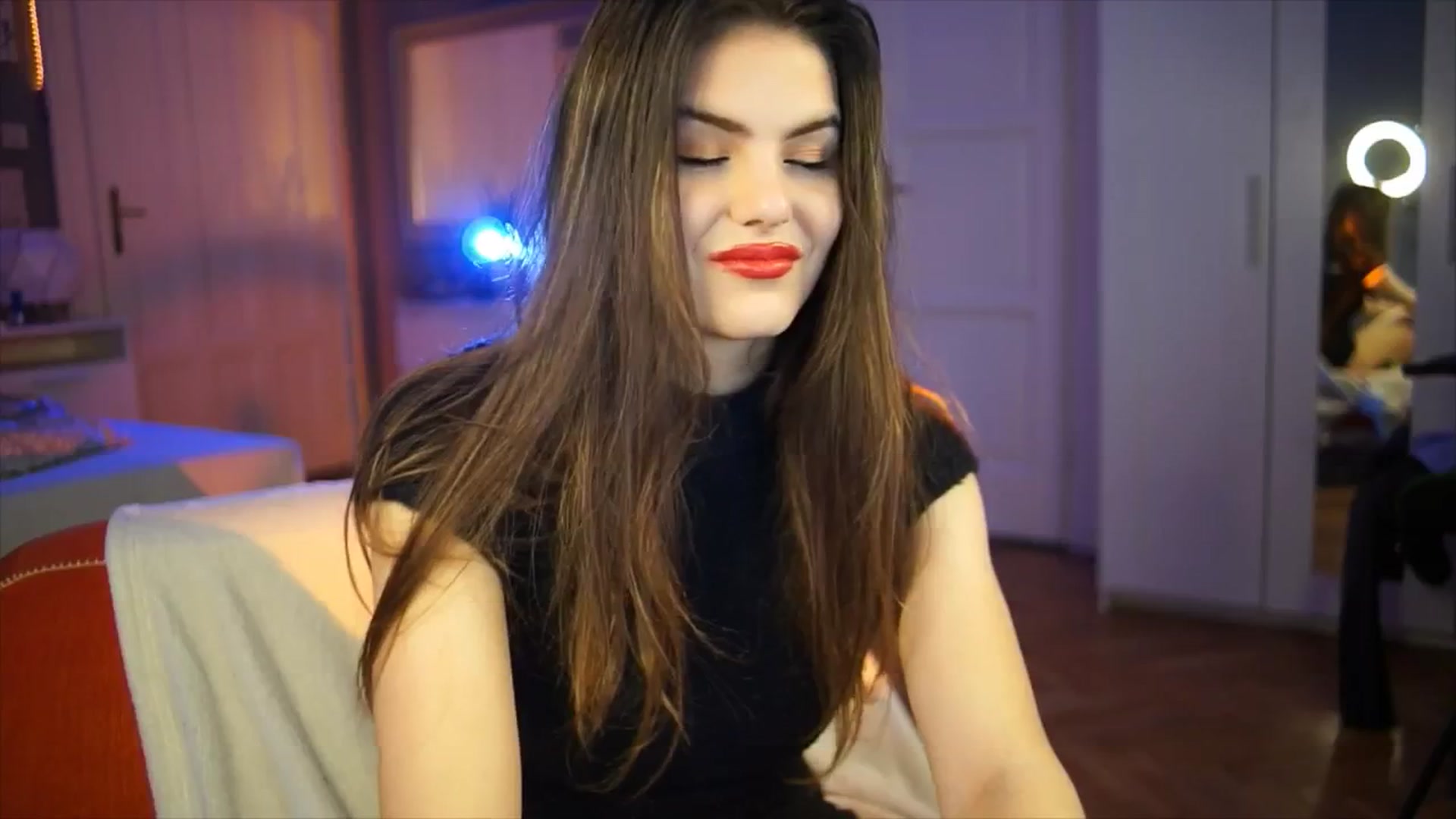 Gallery image thumbnail from Selena_'s myfreecams stream on, 04/13/2026, 22:37 image 12 of 20