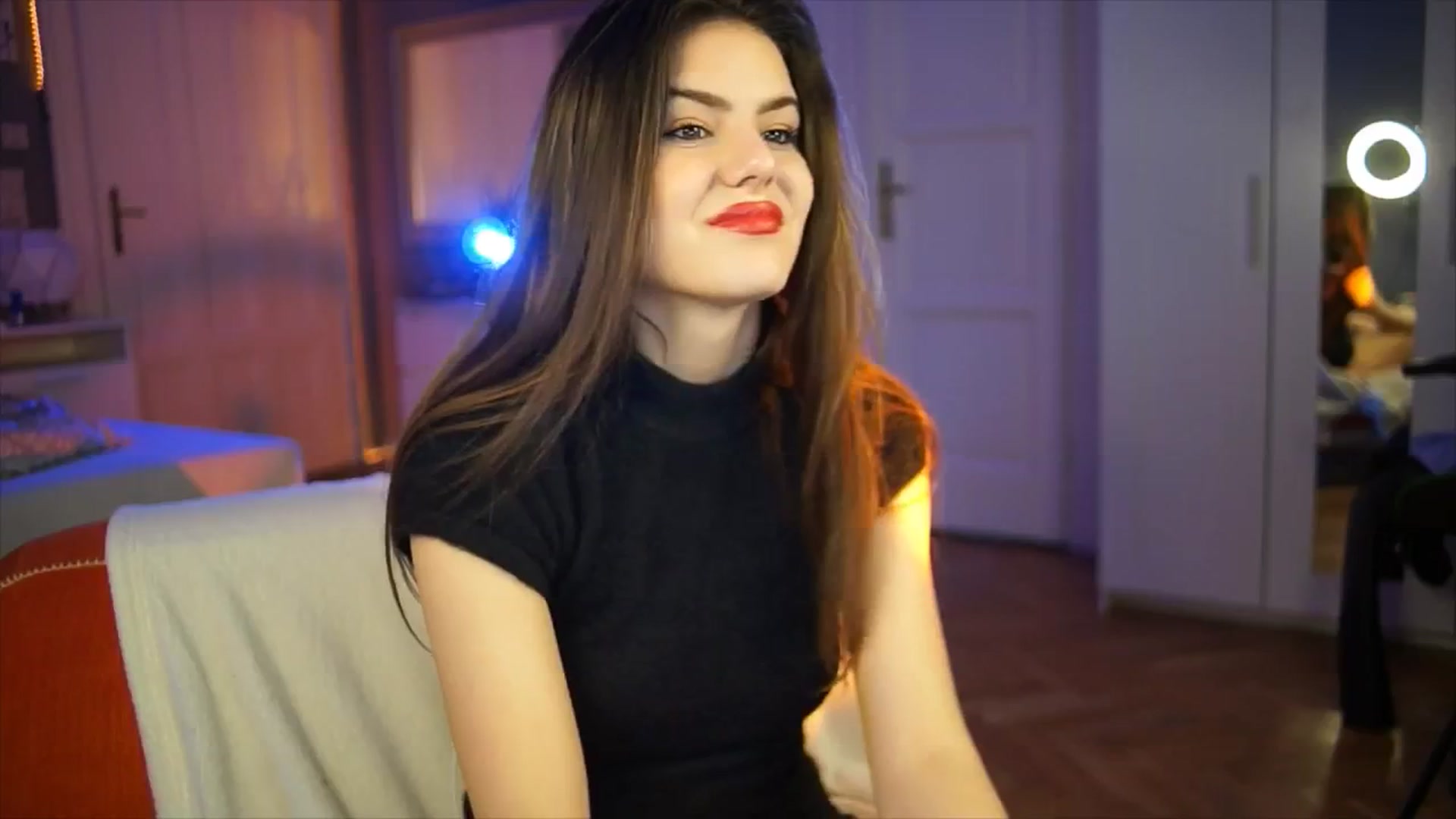 Gallery image thumbnail from Selena_'s myfreecams stream on, 04/13/2026, 22:37 image 15 of 20
