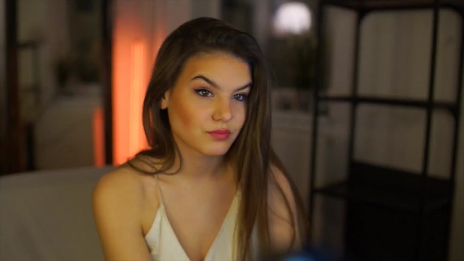 Gallery image thumbnail from Selena_'s myfreecams stream on, 04/17/2026, 18:44 image 19 of 20