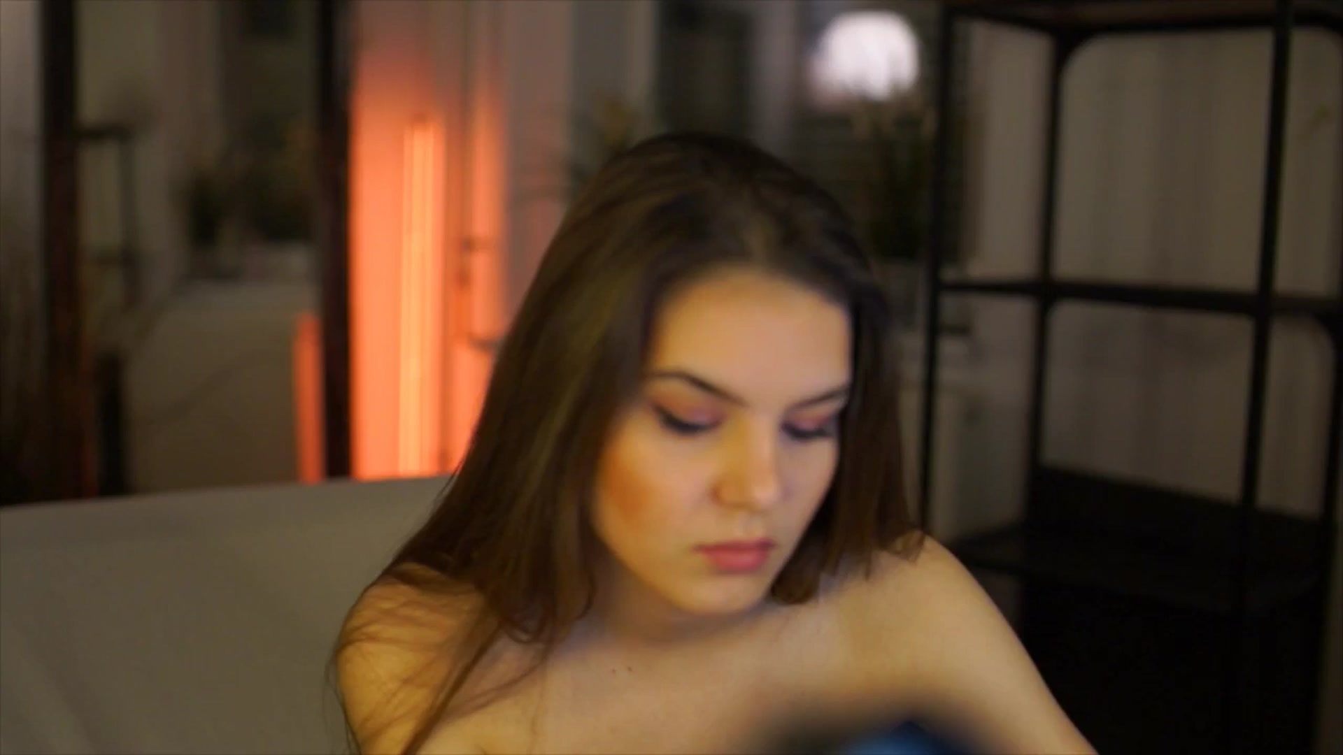 Gallery image thumbnail from Selena_'s myfreecams stream on, 04/17/2026, 21:27 image 16 of 20