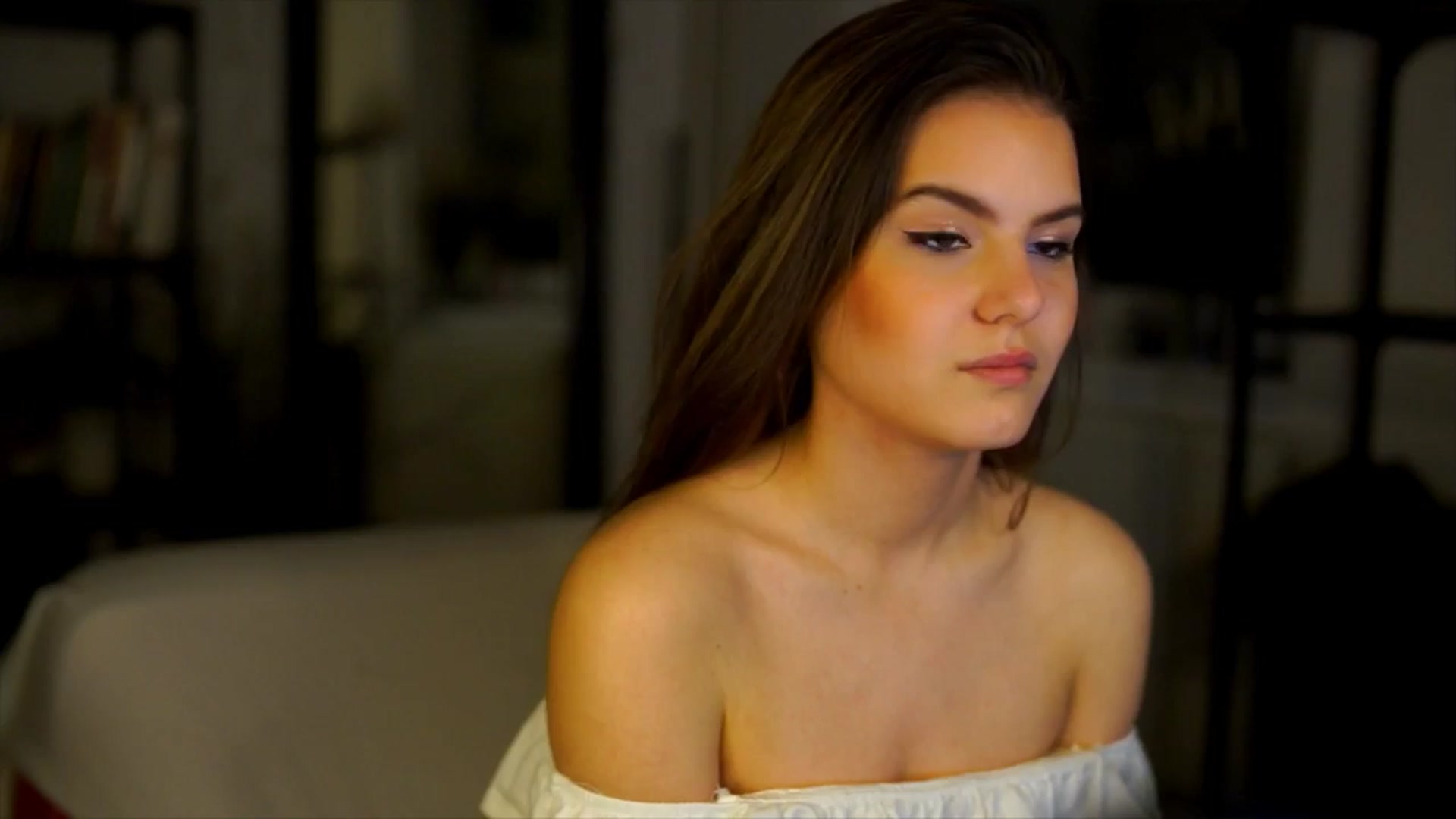Gallery image thumbnail from Selena_'s myfreecams stream on, 04/19/2026, 19:01 image 17 of 20