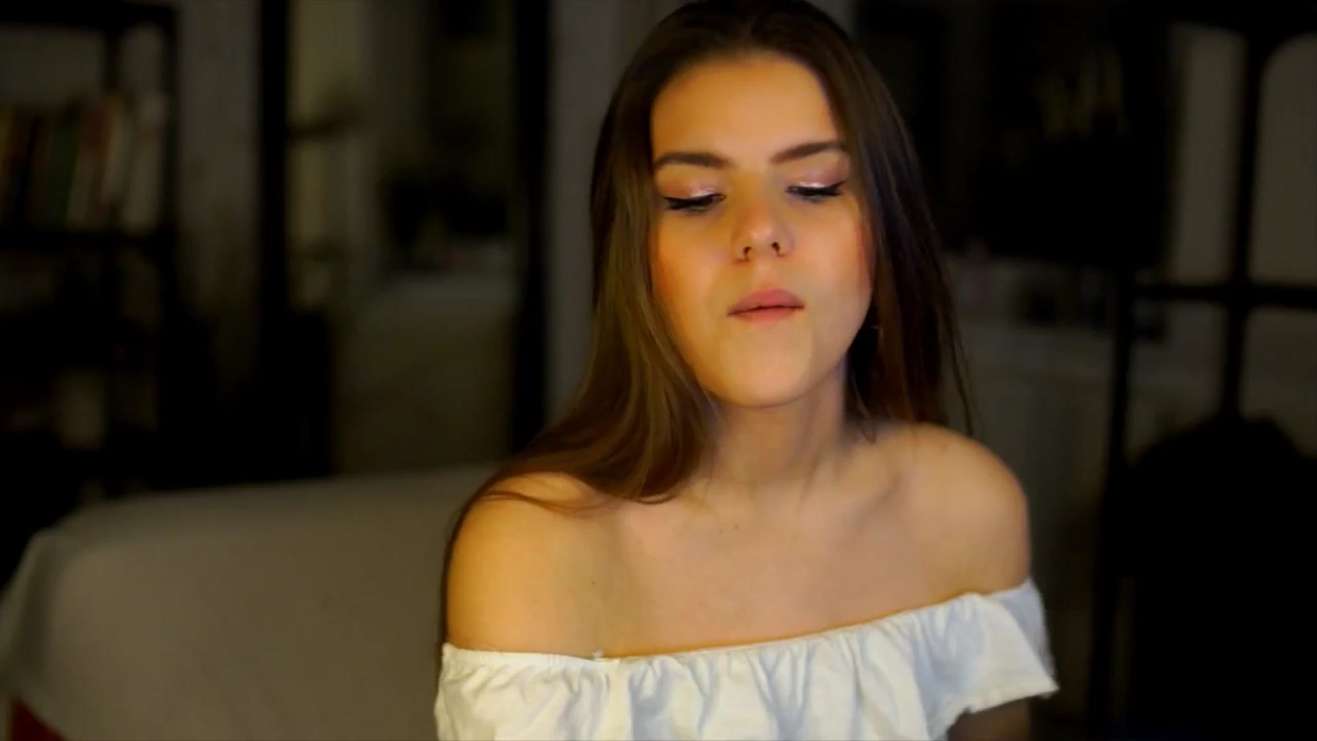 Gallery image thumbnail from Selena_'s myfreecams stream on, 04/19/2026, 19:01 image 14 of 20