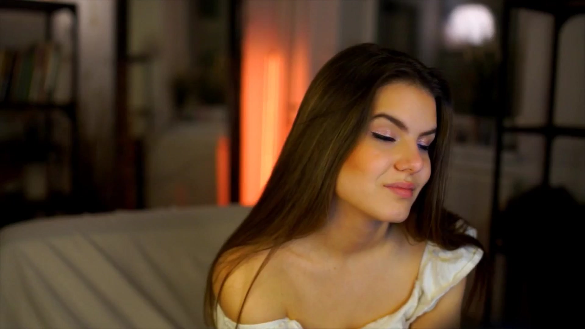 Gallery image thumbnail from Selena_'s myfreecams stream on, 04/19/2026, 20:35 image 6 of 20