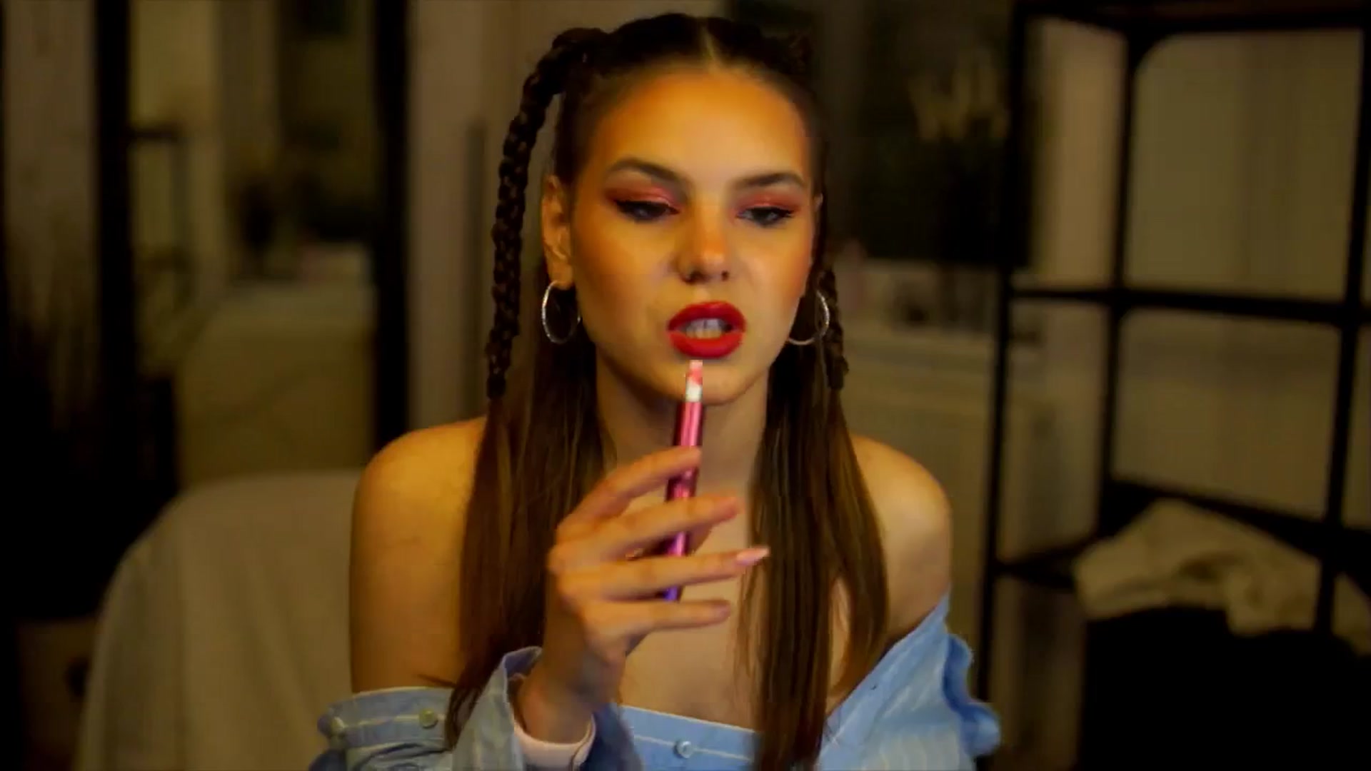 Gallery image thumbnail from Selena_'s myfreecams stream on, 04/20/2026, 18:03 image 7 of 20