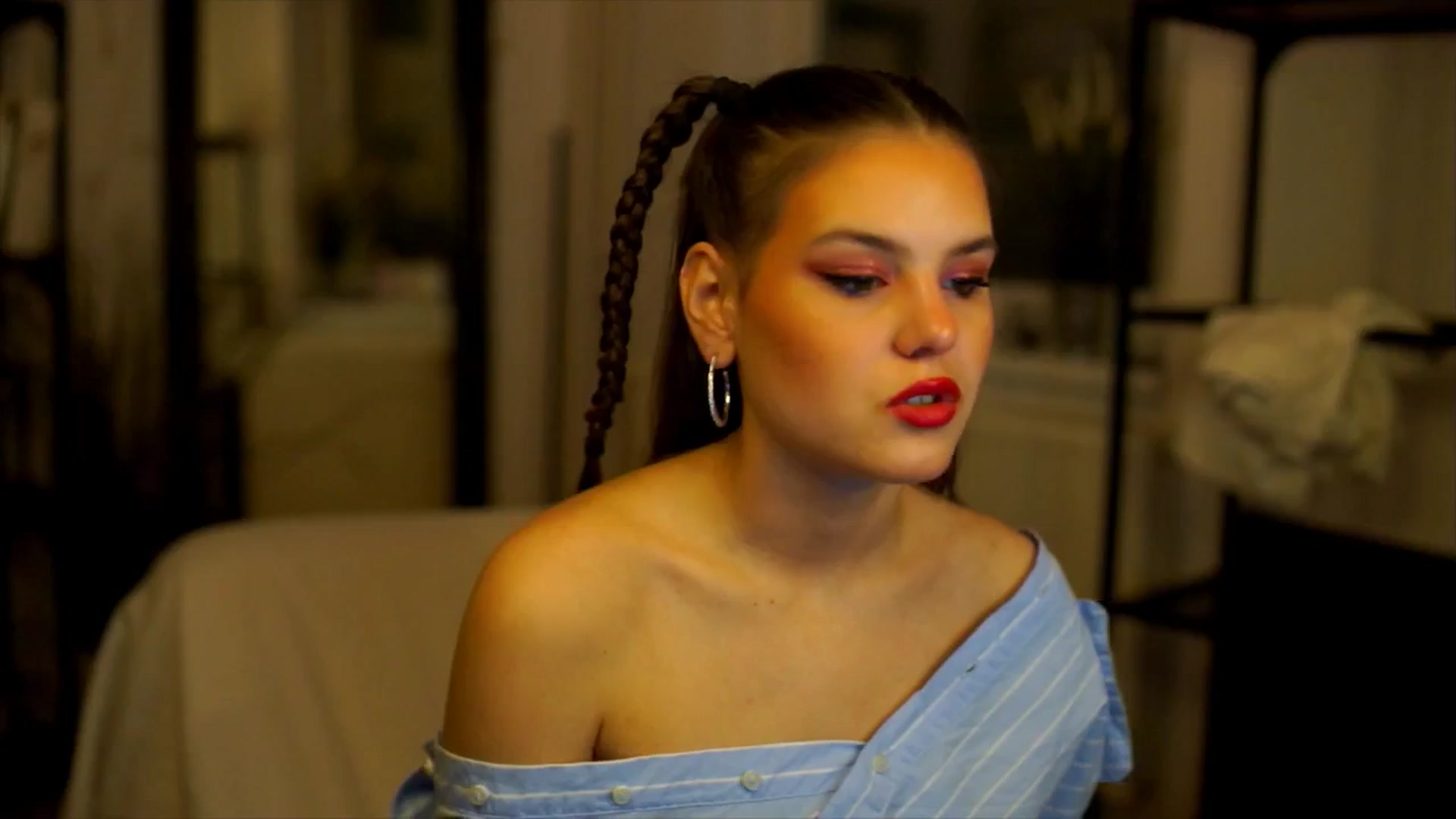 Gallery image thumbnail from Selena_'s myfreecams stream on, 04/20/2026, 18:03 image 19 of 20