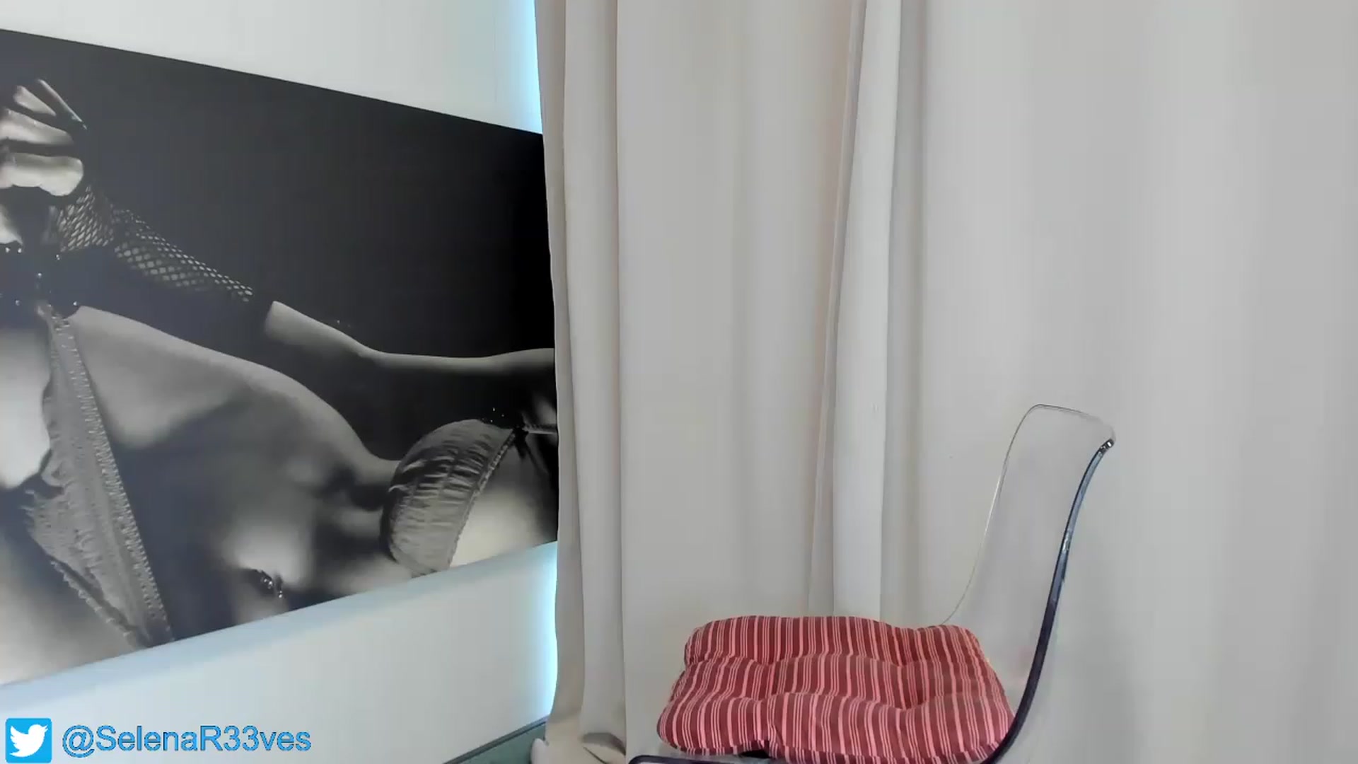 Gallery image thumbnail from Selena_Reeves's myfreecams stream on, 06/01/2023, 12:20 image 17 of 20