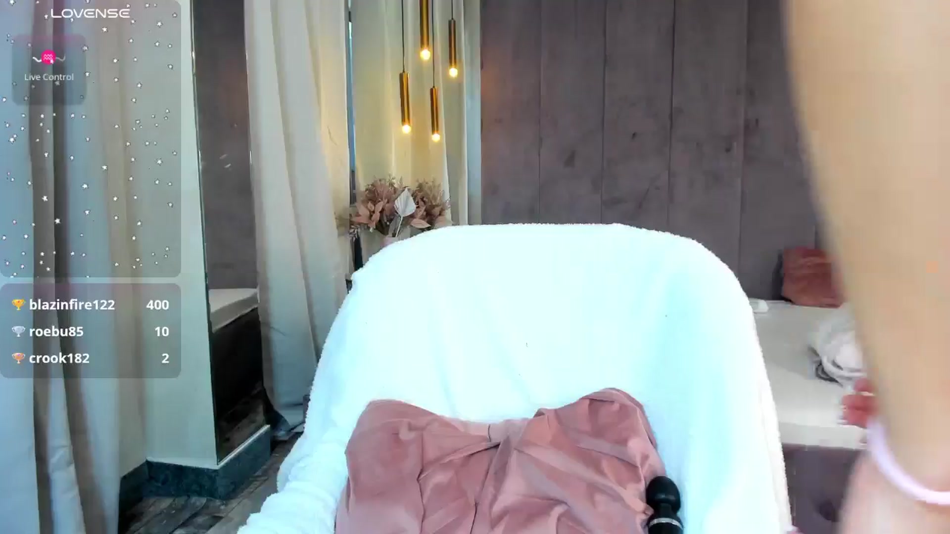 Gallery image thumbnail from Selena_Reeves's myfreecams stream on, 12/31/2025, 13:02 image 9 of 20