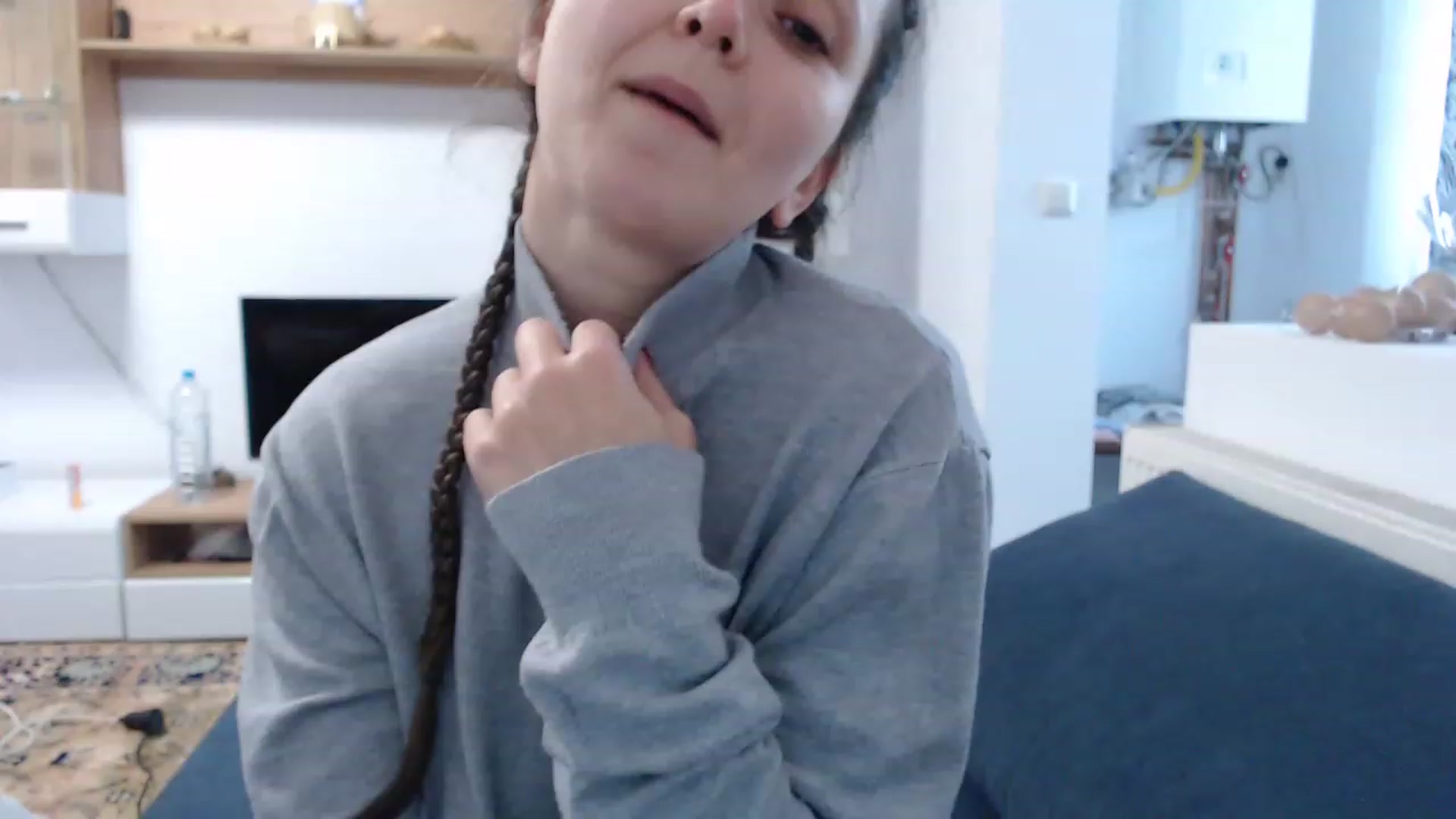 Gallery image thumbnail from Selene18a's myfreecams stream on, 11/19/2022, 13:51 image 19 of 20