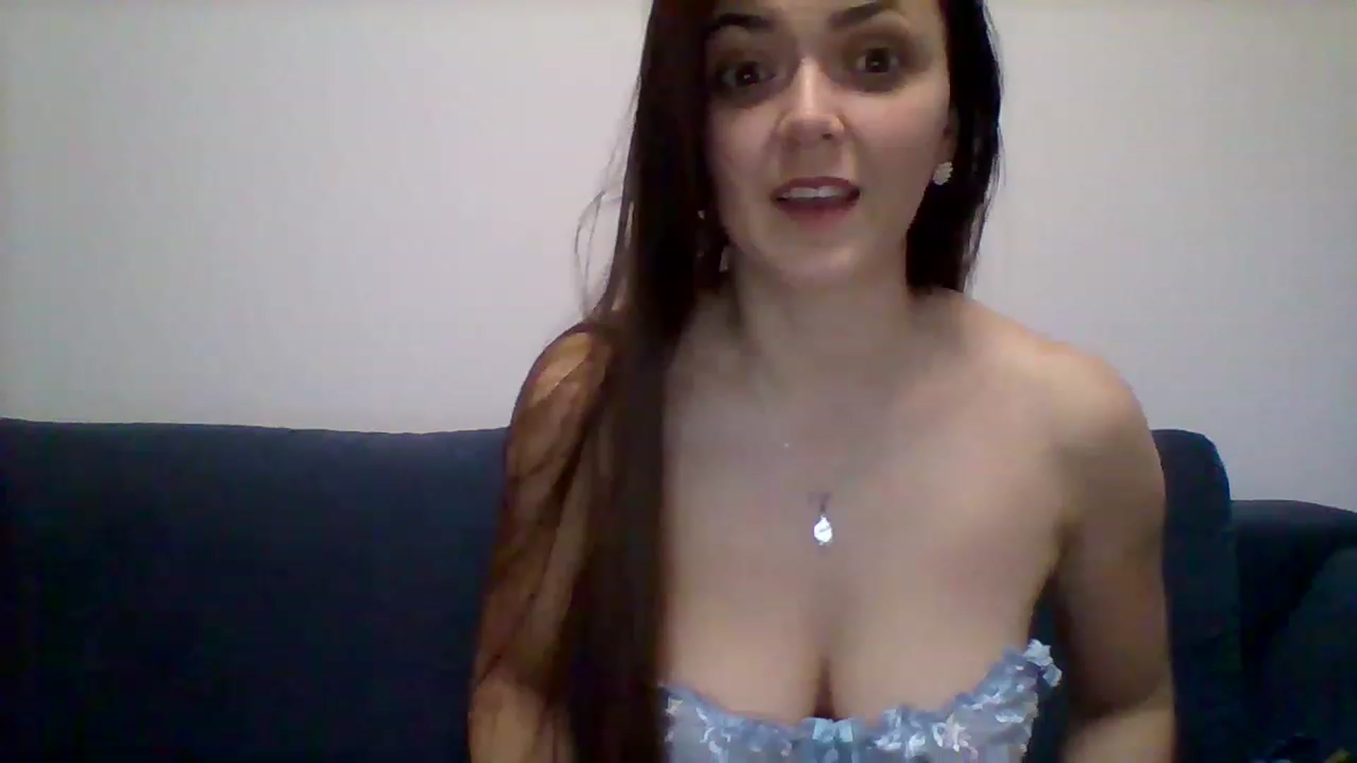 Gallery image thumbnail from Selene18a's myfreecams stream on, 12/23/2022, 20:19 image 6 of 20