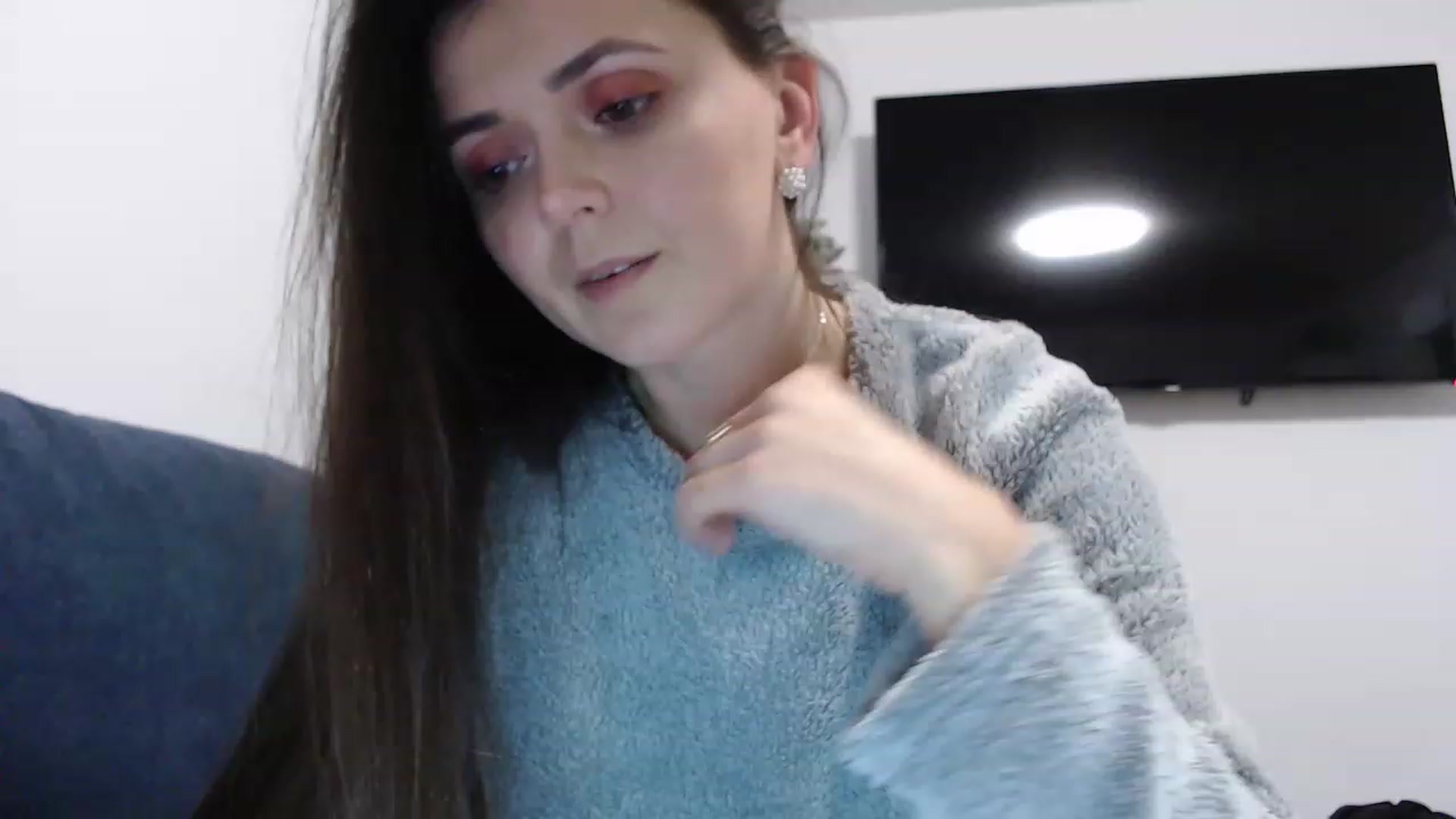 Gallery image thumbnail from Selene18a's myfreecams stream on, 01/21/2023, 20:34 image 13 of 20