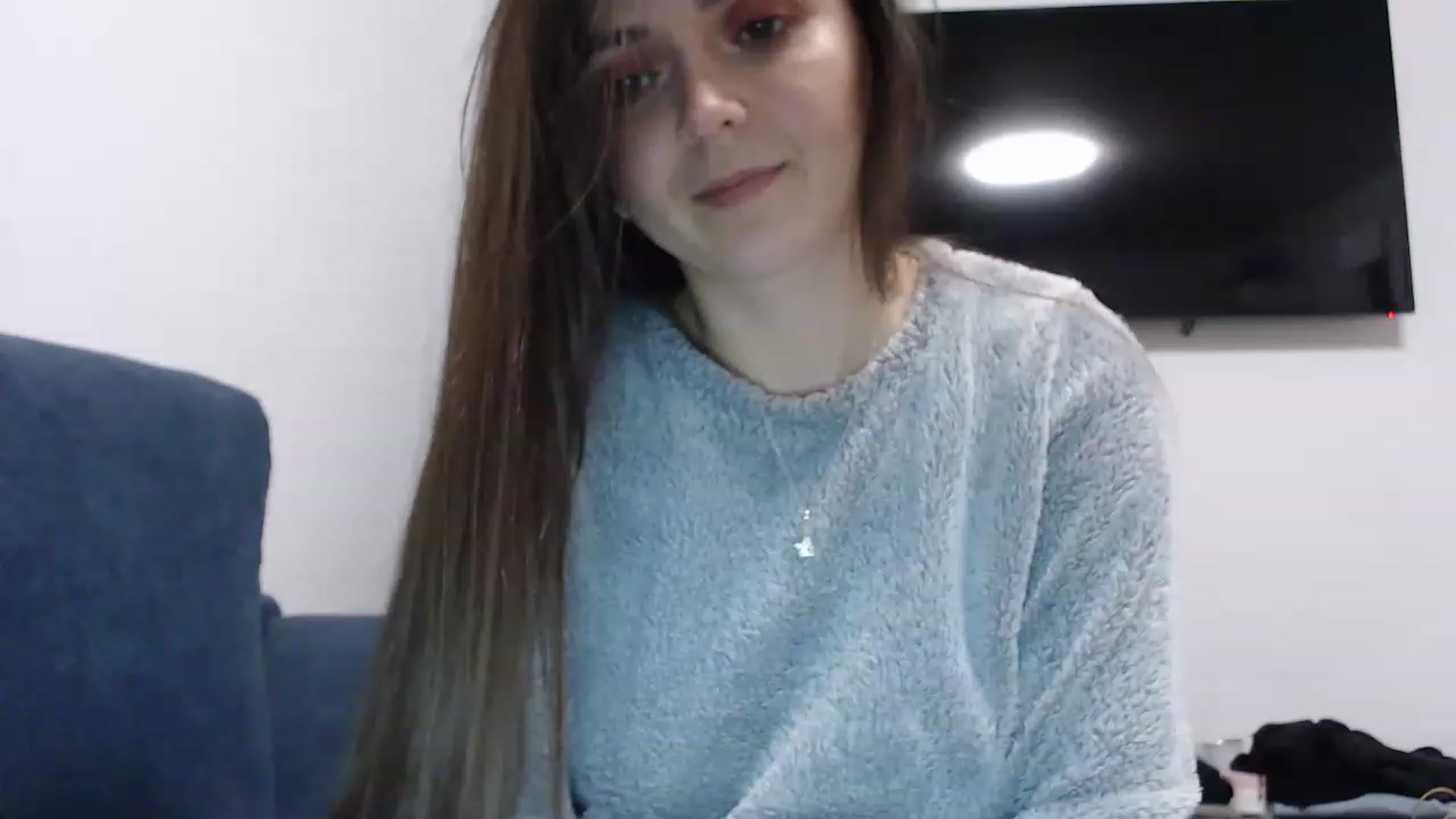 Gallery image thumbnail from Selene18a's myfreecams stream on, 01/21/2023, 20:34 image 17 of 20