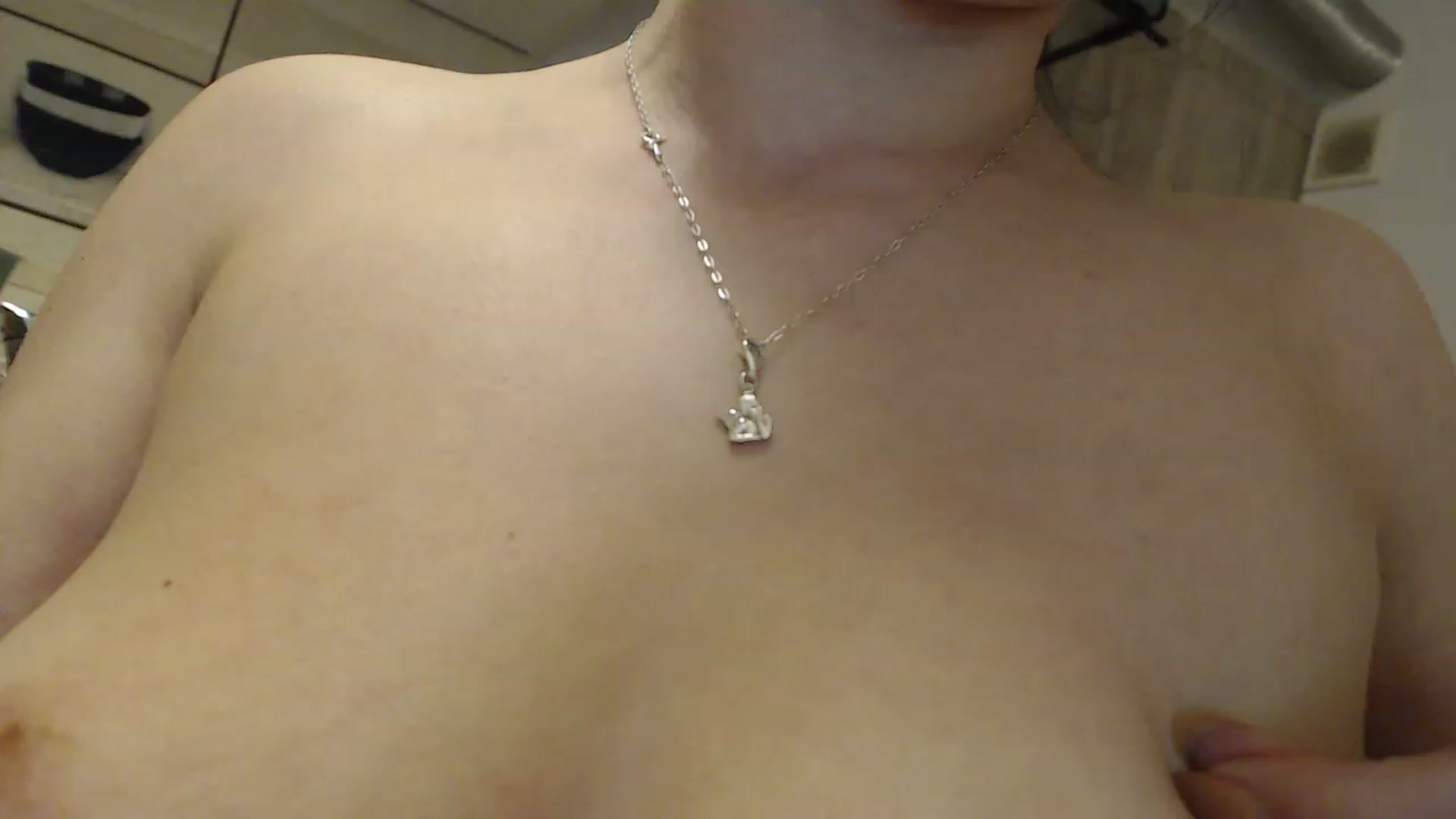 Gallery image thumbnail from Selene18a's myfreecams stream on, 02/11/2023, 16:19 image 15 of 20